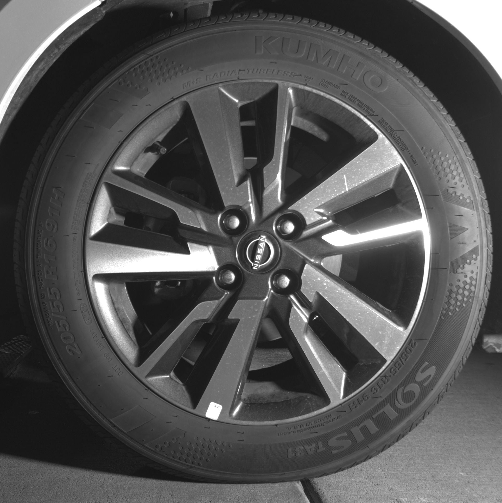 Thumbnail: 2025 Nissan Versa - 9