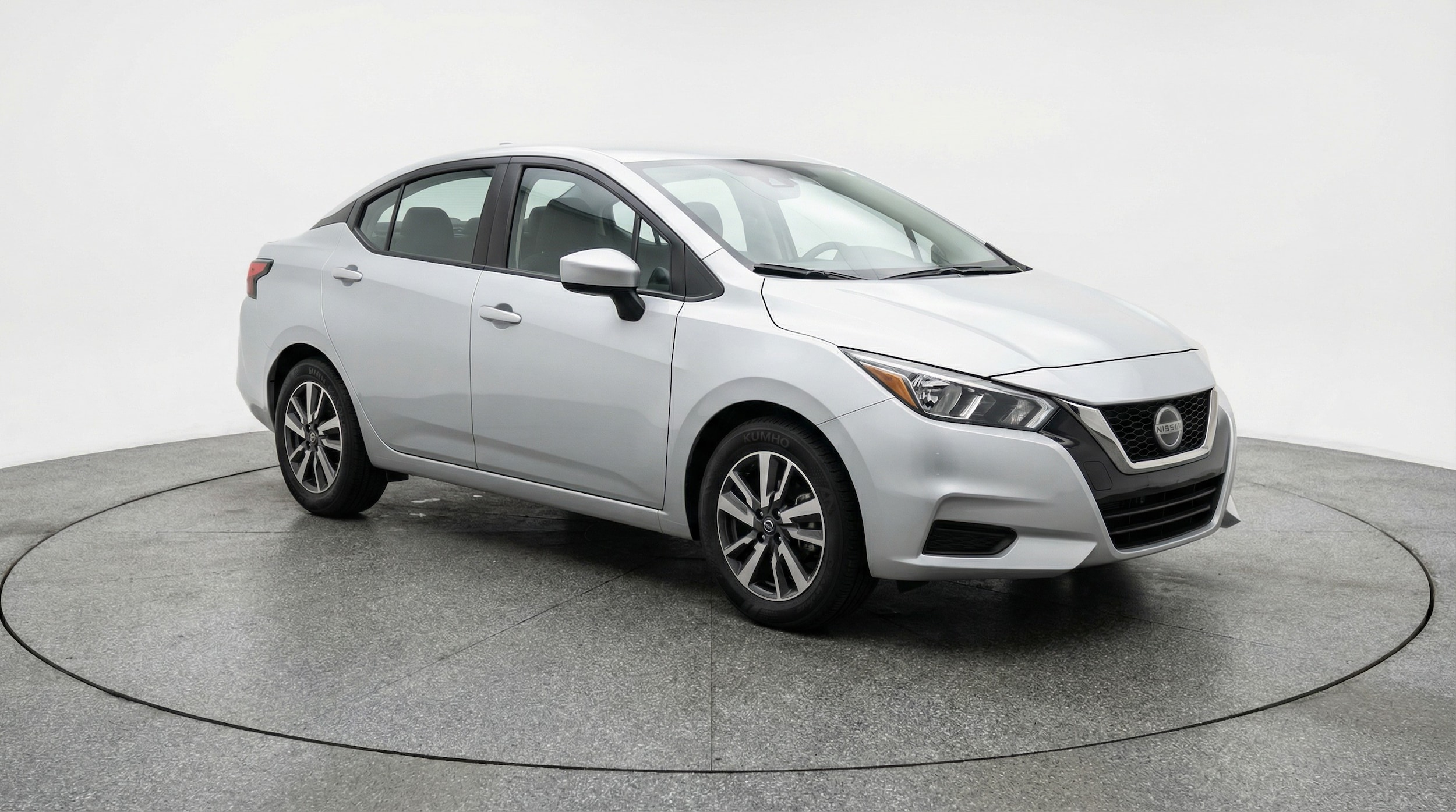 2025 Nissan Versa Sedan