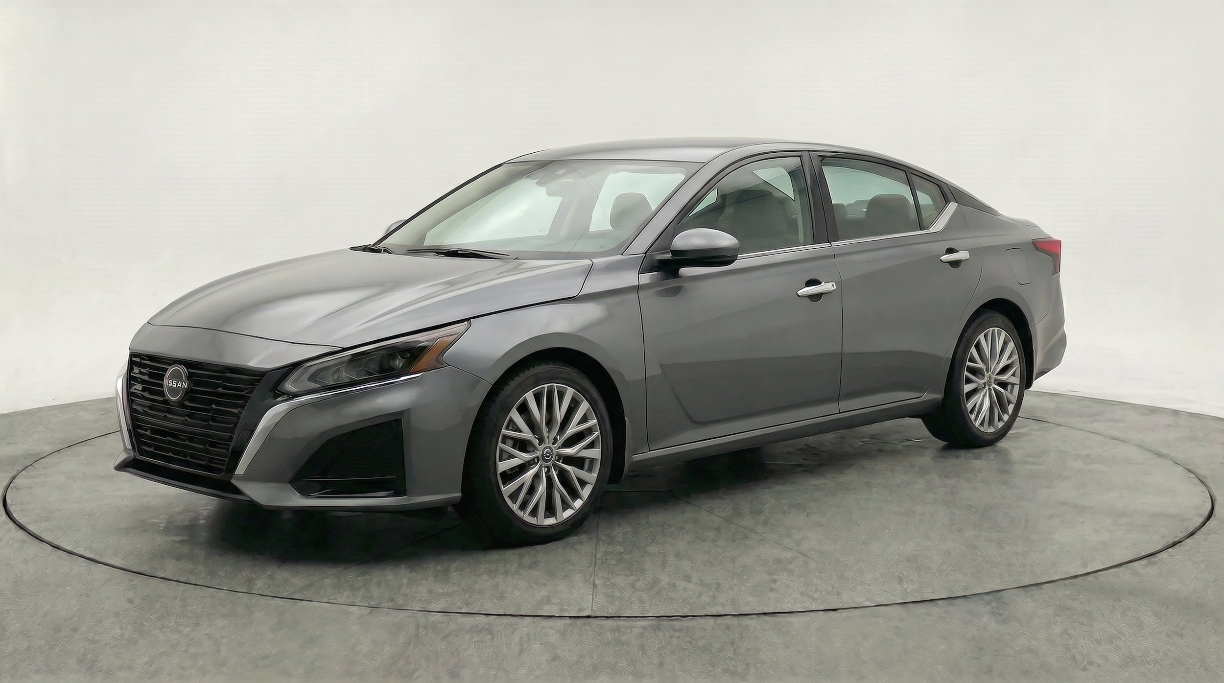 Thumbnail: 2025 Nissan Altima - 3