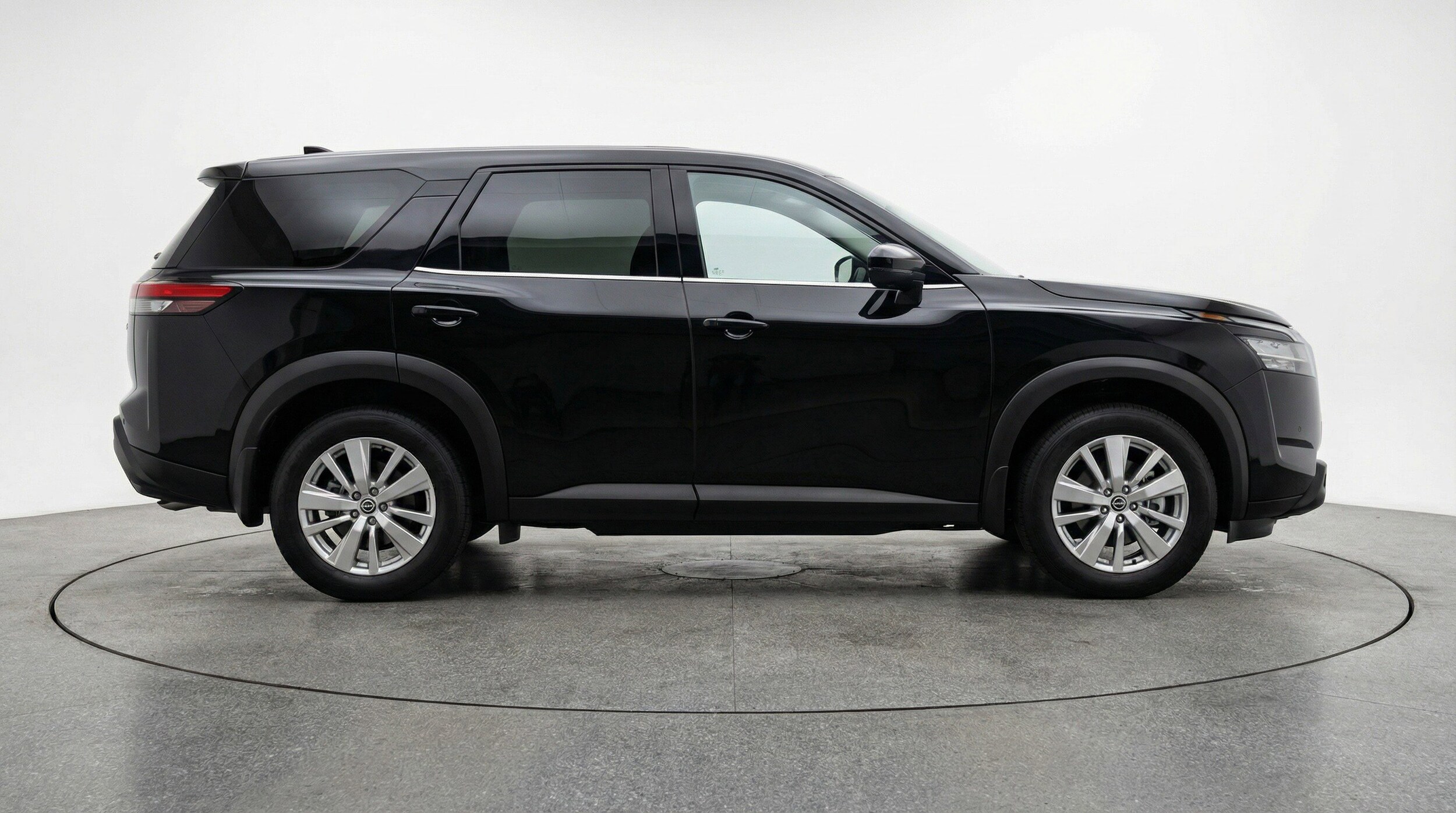 Thumbnail: 2025 Nissan Pathfinder - 11