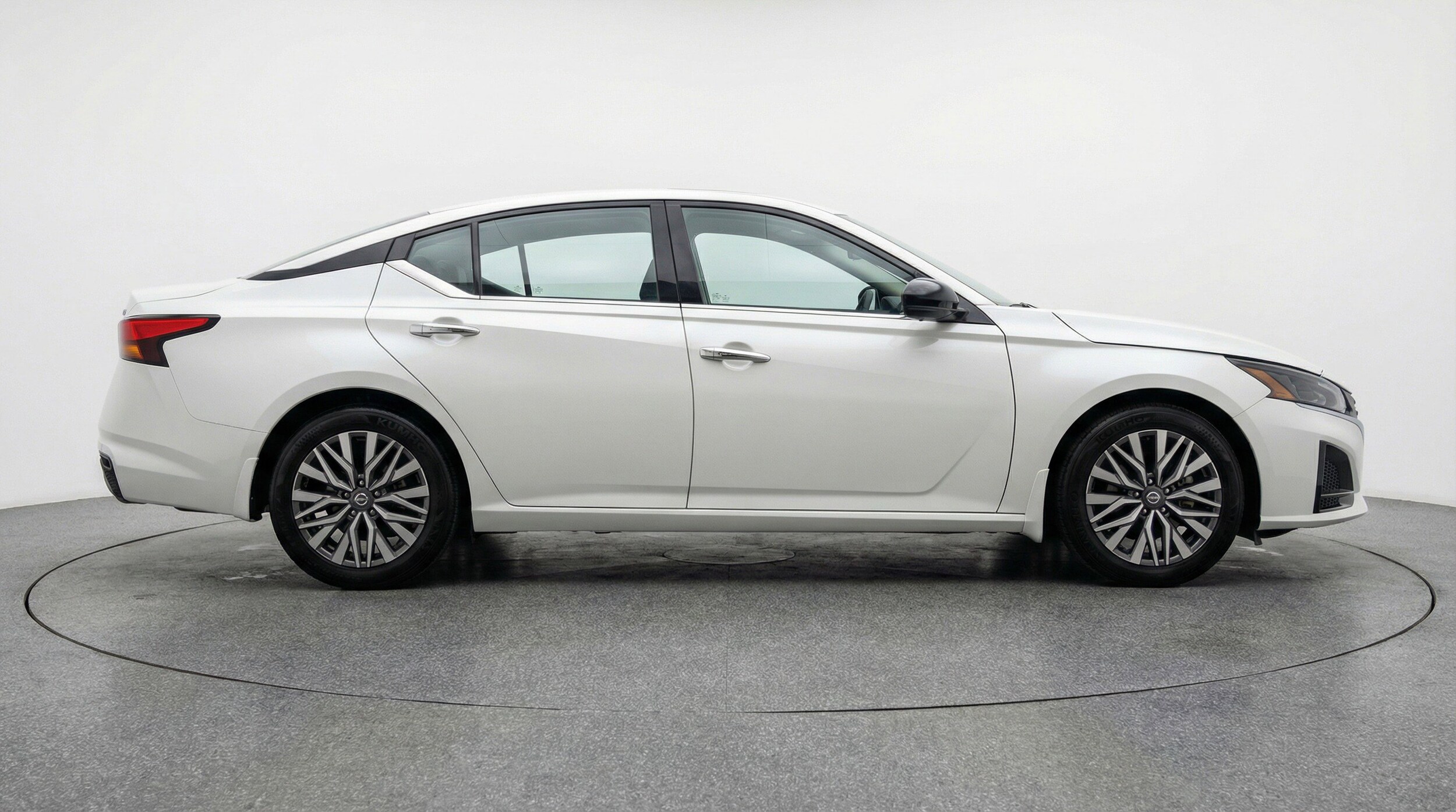 Thumbnail: 2025 Nissan Altima - 11