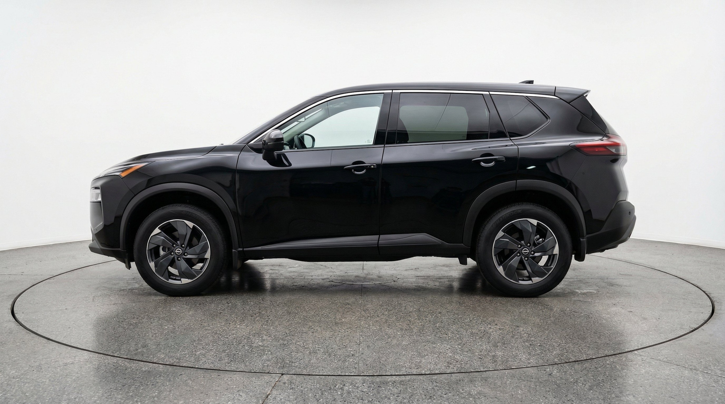Thumbnail: 2025 Nissan Rogue - 5