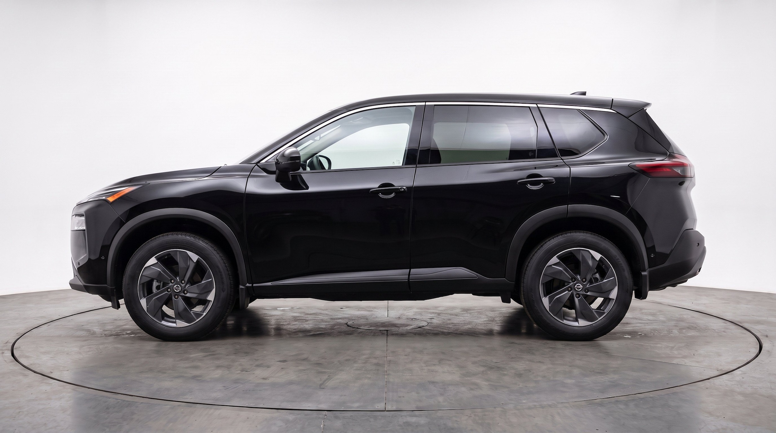 Thumbnail: 2025 Nissan Rogue - 5