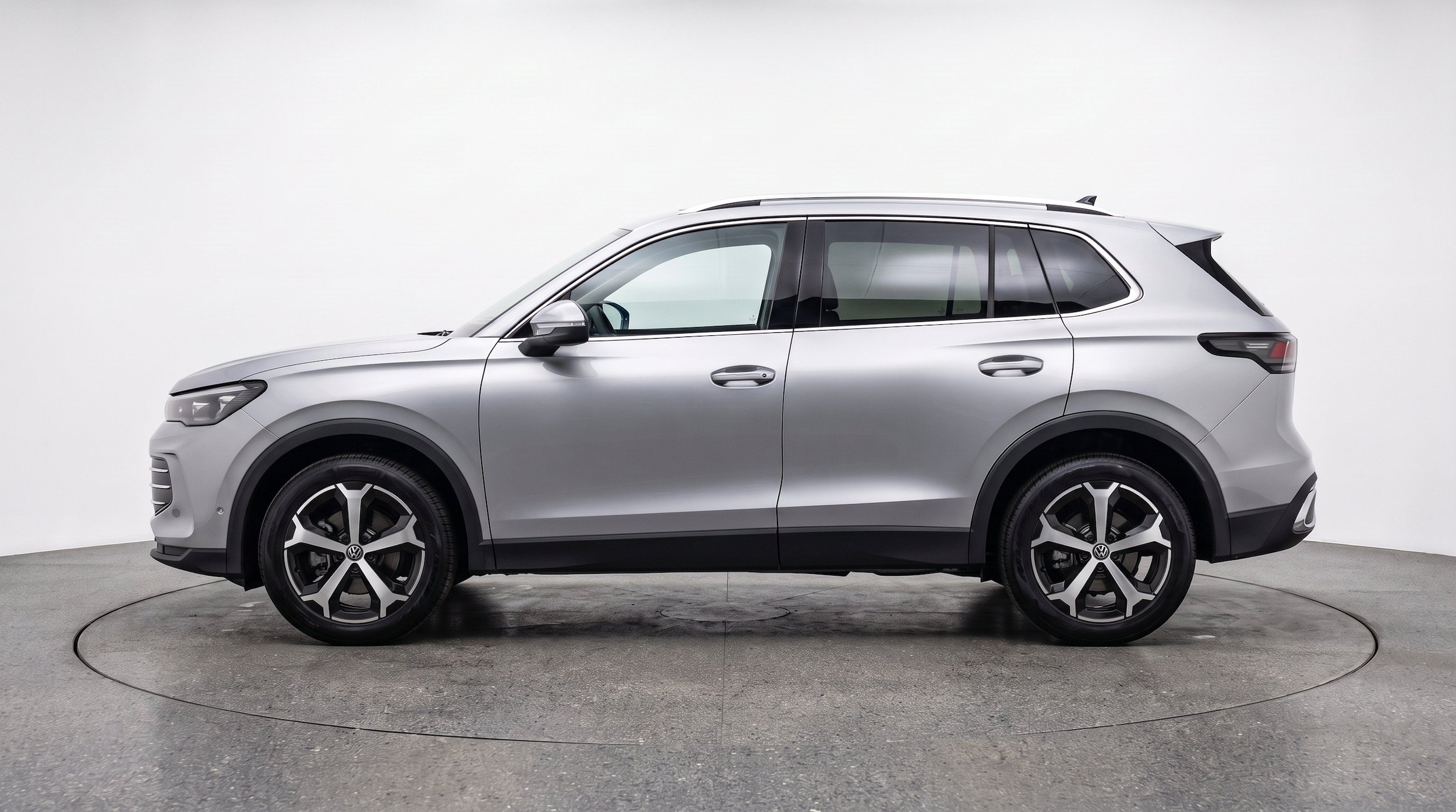 Thumbnail: 2026 Volkswagen Tiguan - 5