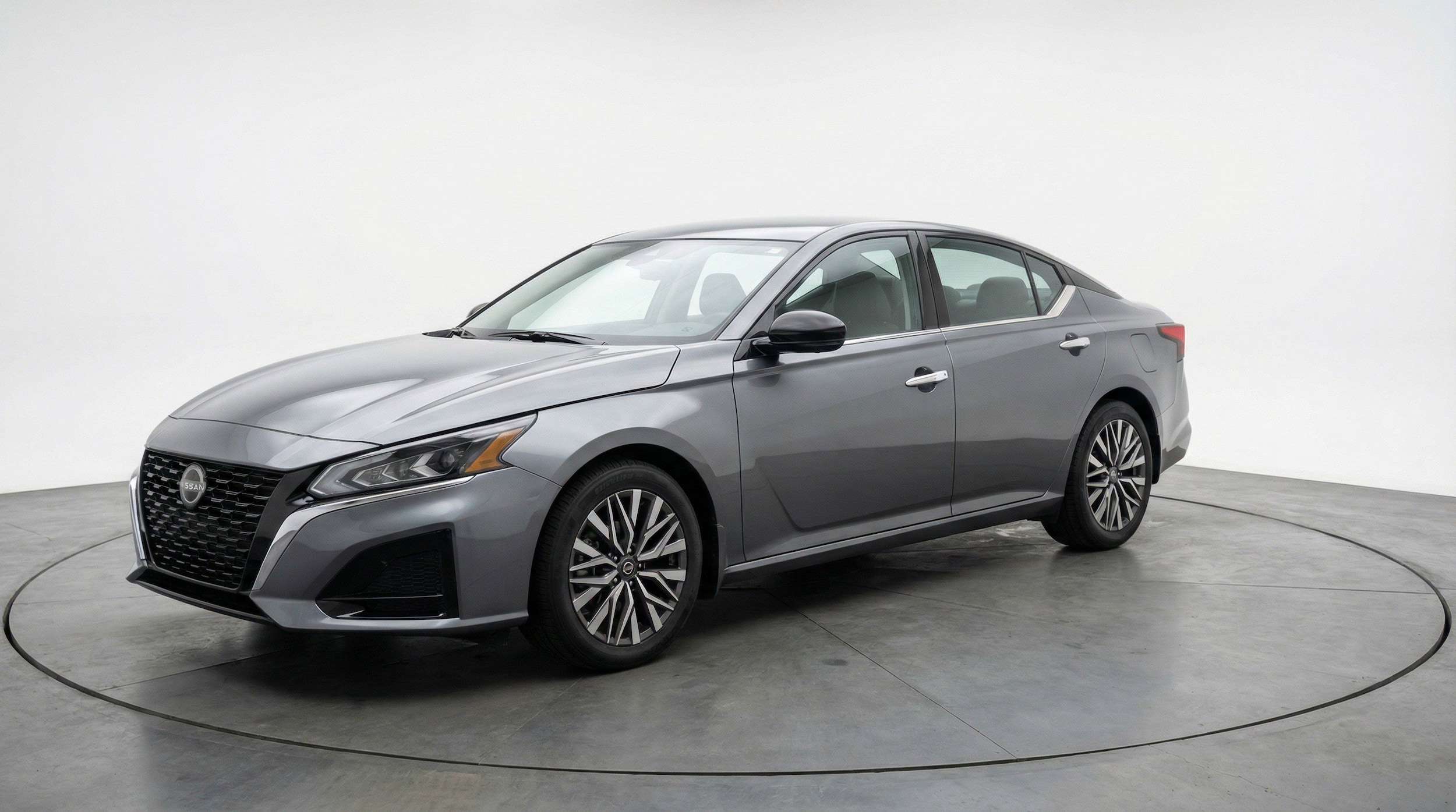 Thumbnail: 2025 Nissan Altima - 3