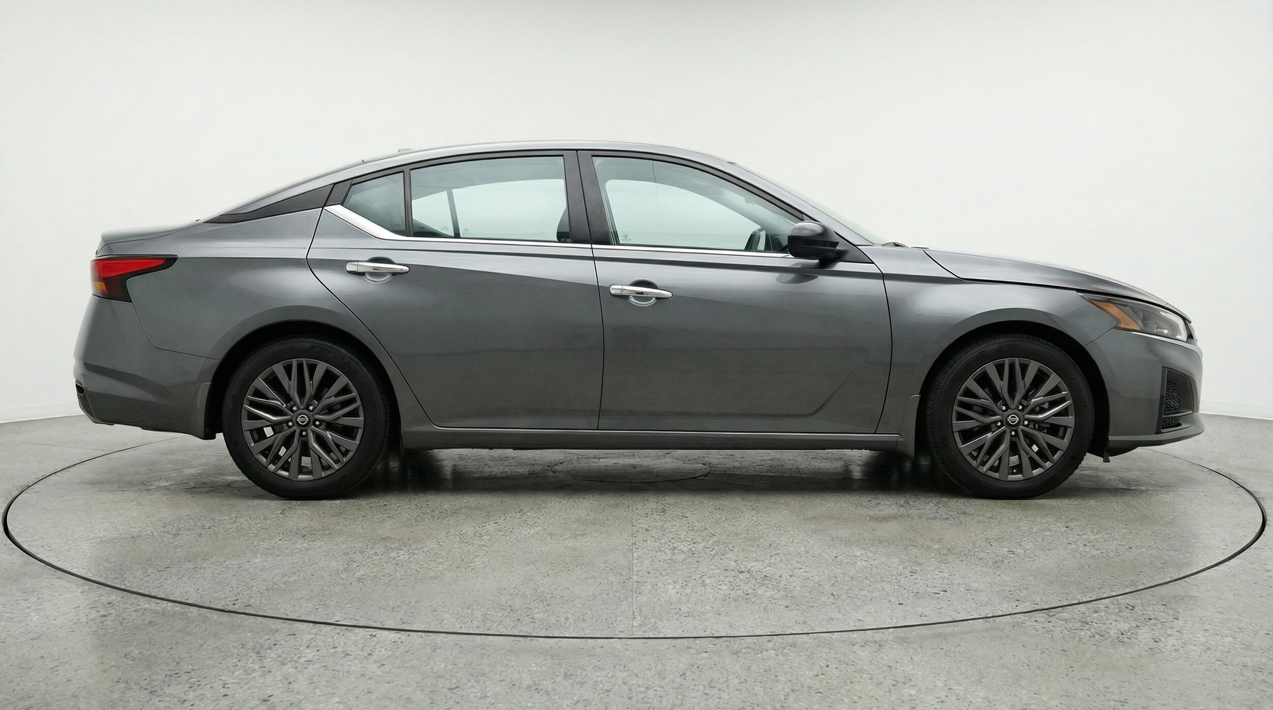 Thumbnail: 2025 Nissan Altima - 8