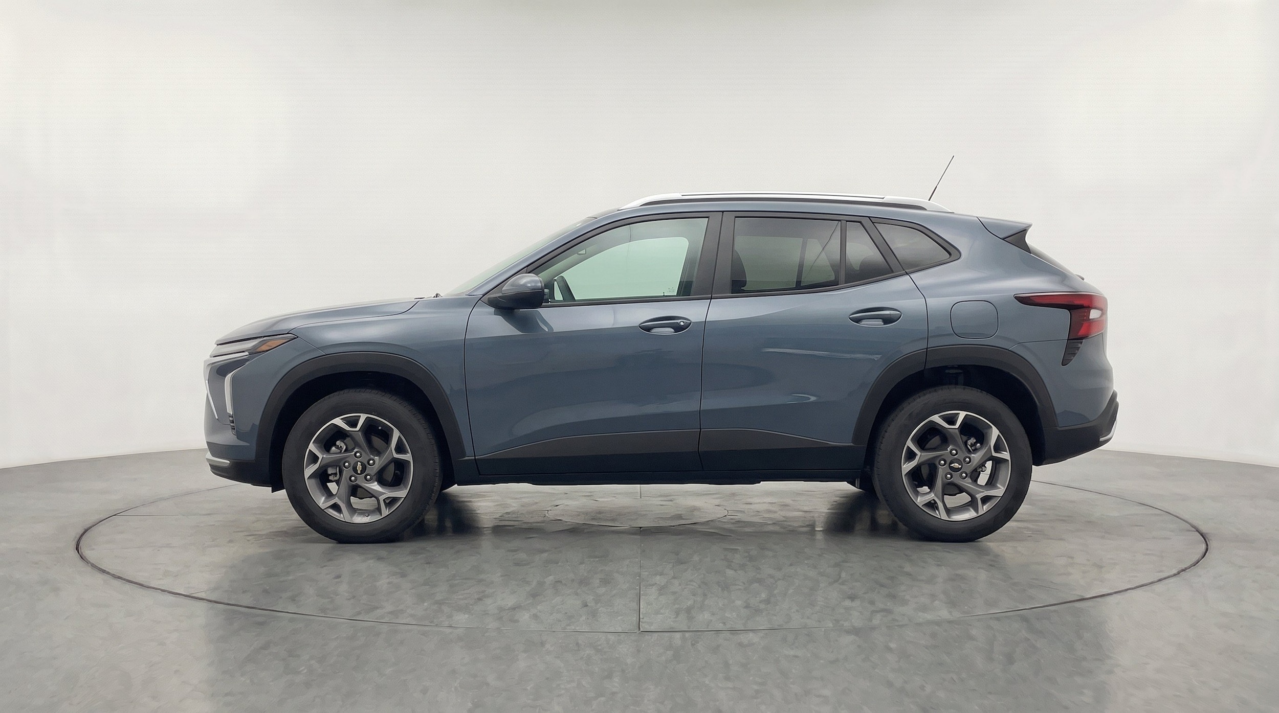 Thumbnail: 2025 Chevrolet Trax - 5