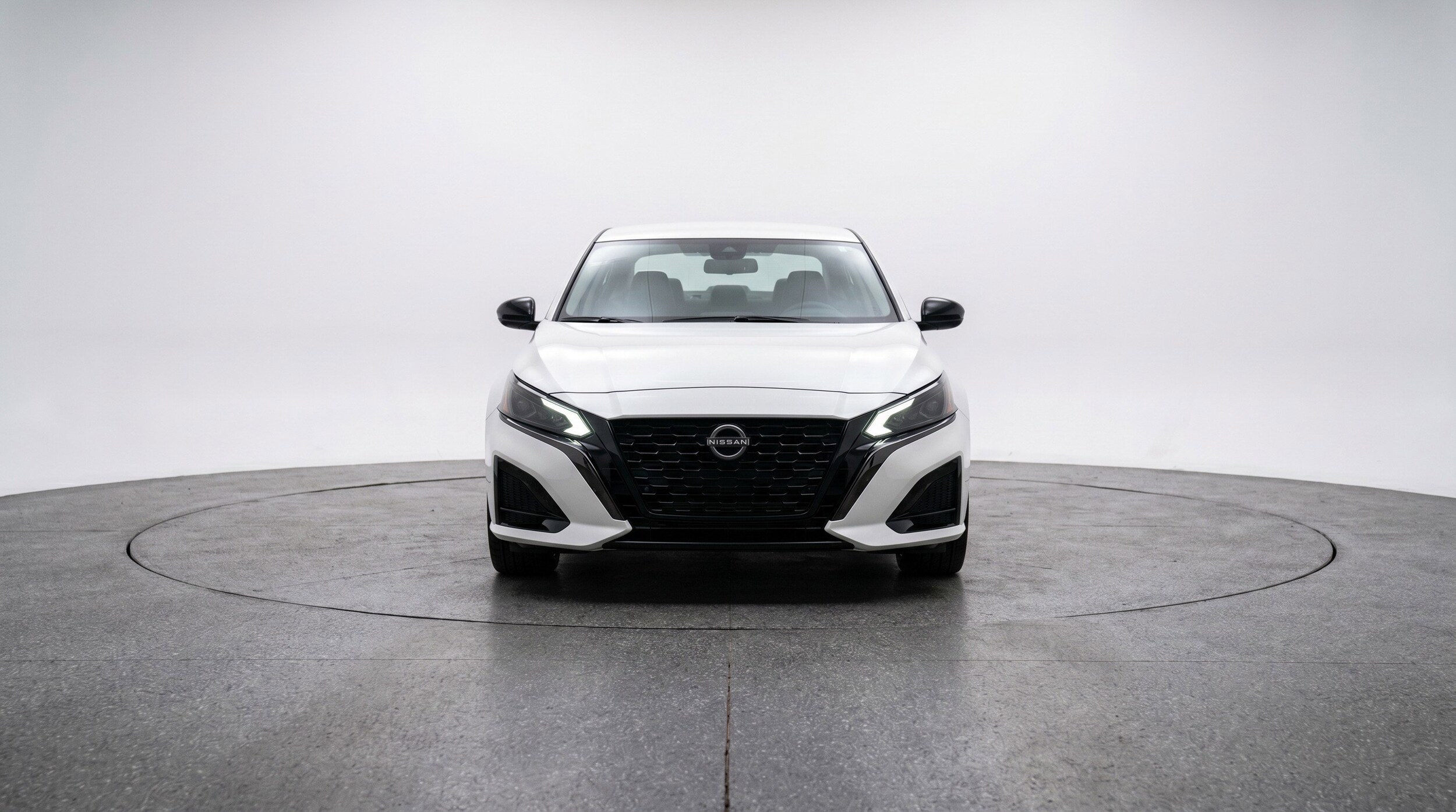 Thumbnail: 2025 Nissan Altima - 2