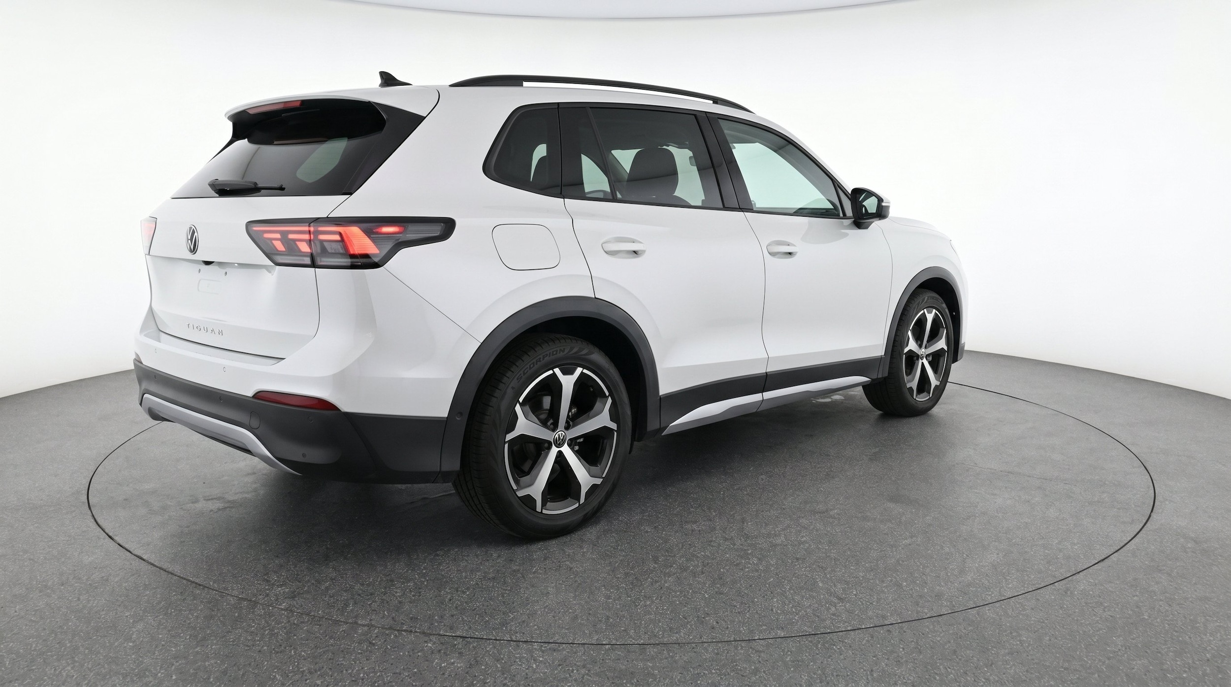 Thumbnail: 2026 Volkswagen Tiguan - 9