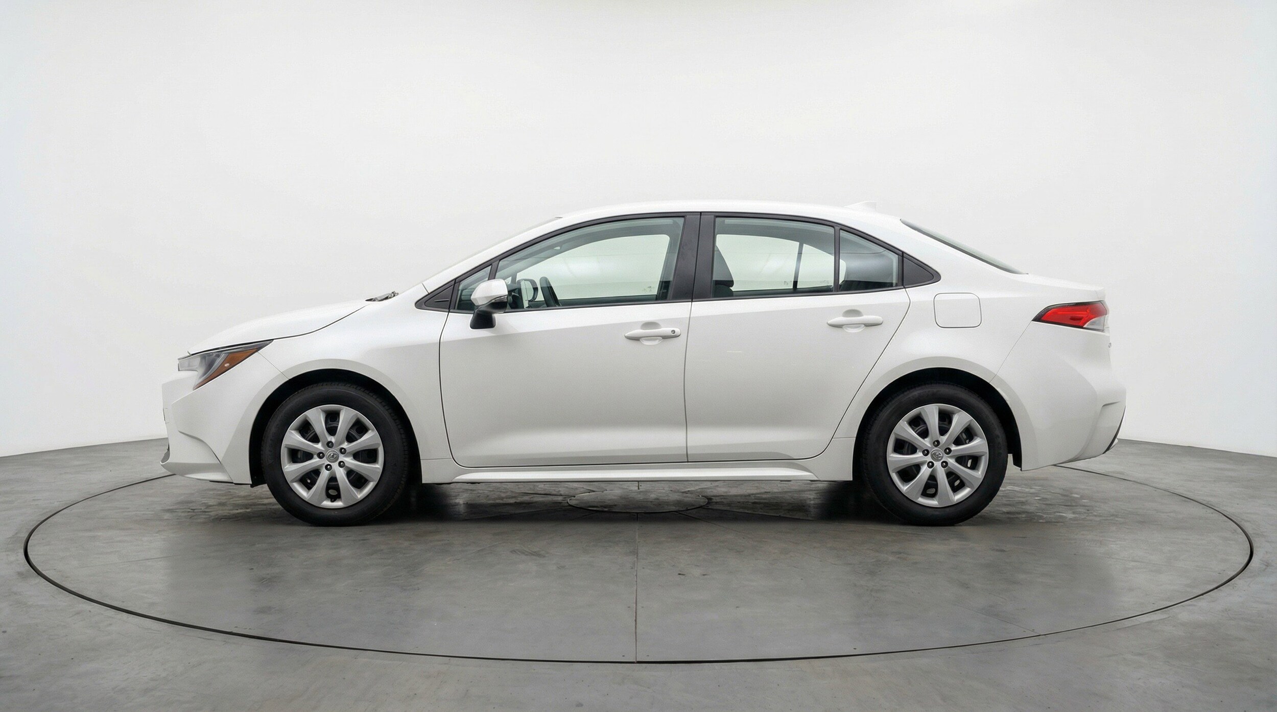 Thumbnail: 2025 Toyota Corolla - 5