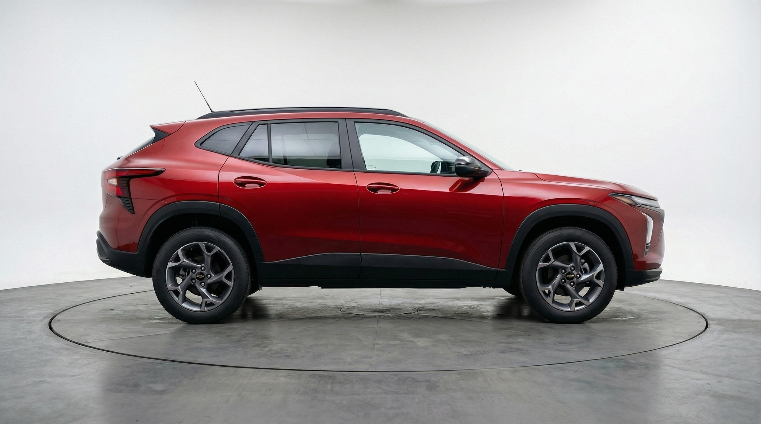 Thumbnail: 2025 Chevrolet Trax - 8