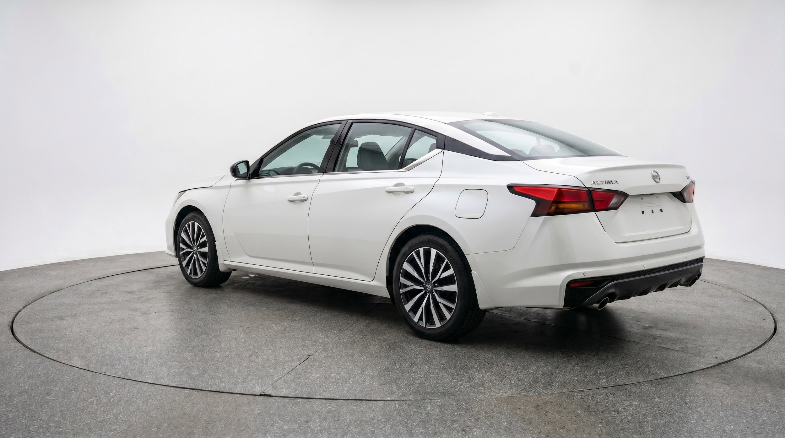 Thumbnail: 2025 Nissan Altima - 6