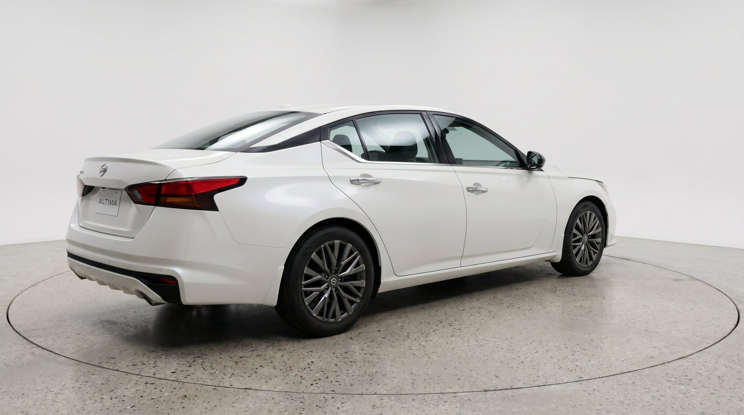 Thumbnail: 2025 Nissan Altima - 9