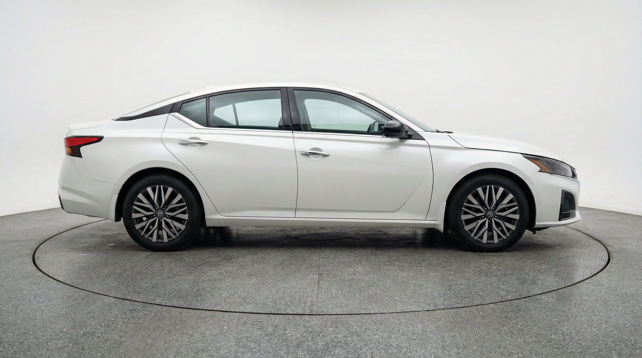 Thumbnail: 2025 Nissan Altima - 11