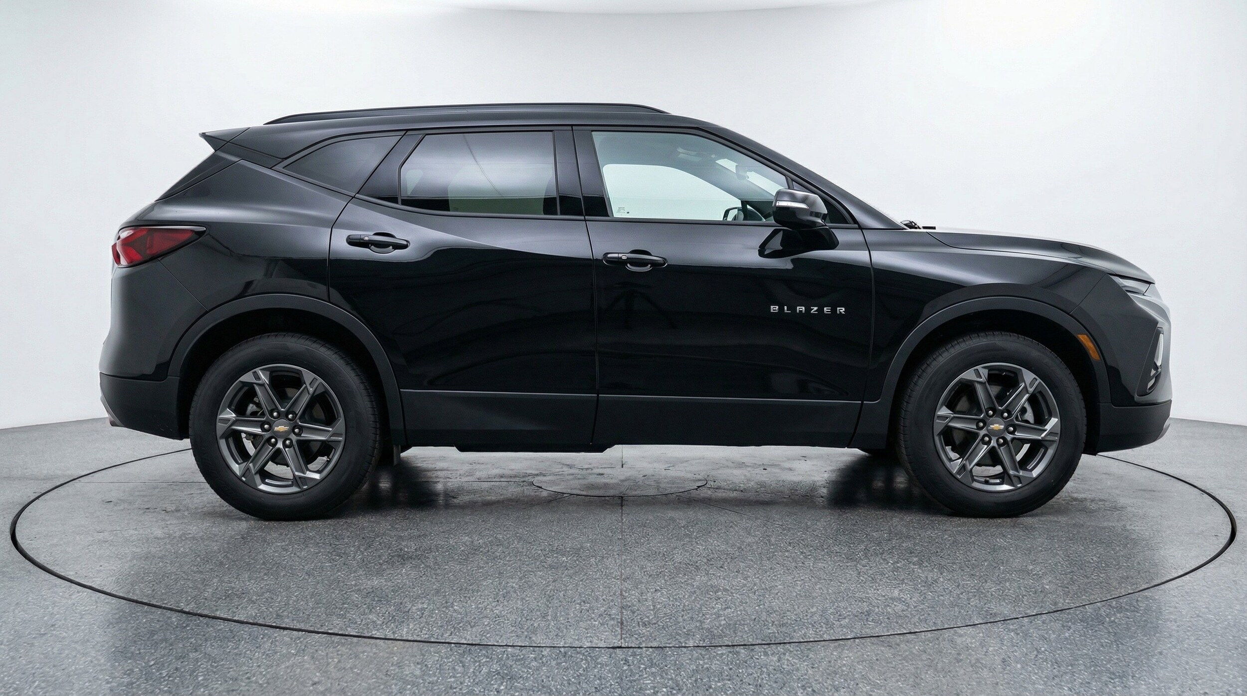 Thumbnail: 2025 Chevrolet Blazer - 11