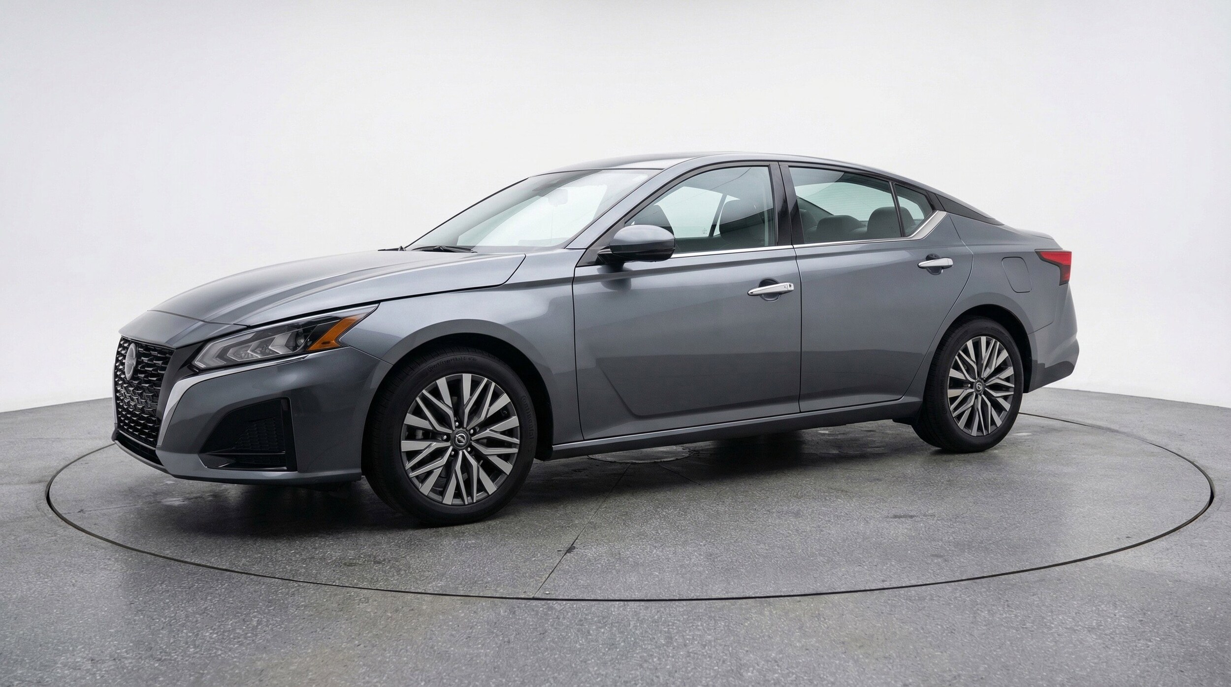 Thumbnail: 2025 Nissan Altima - 3