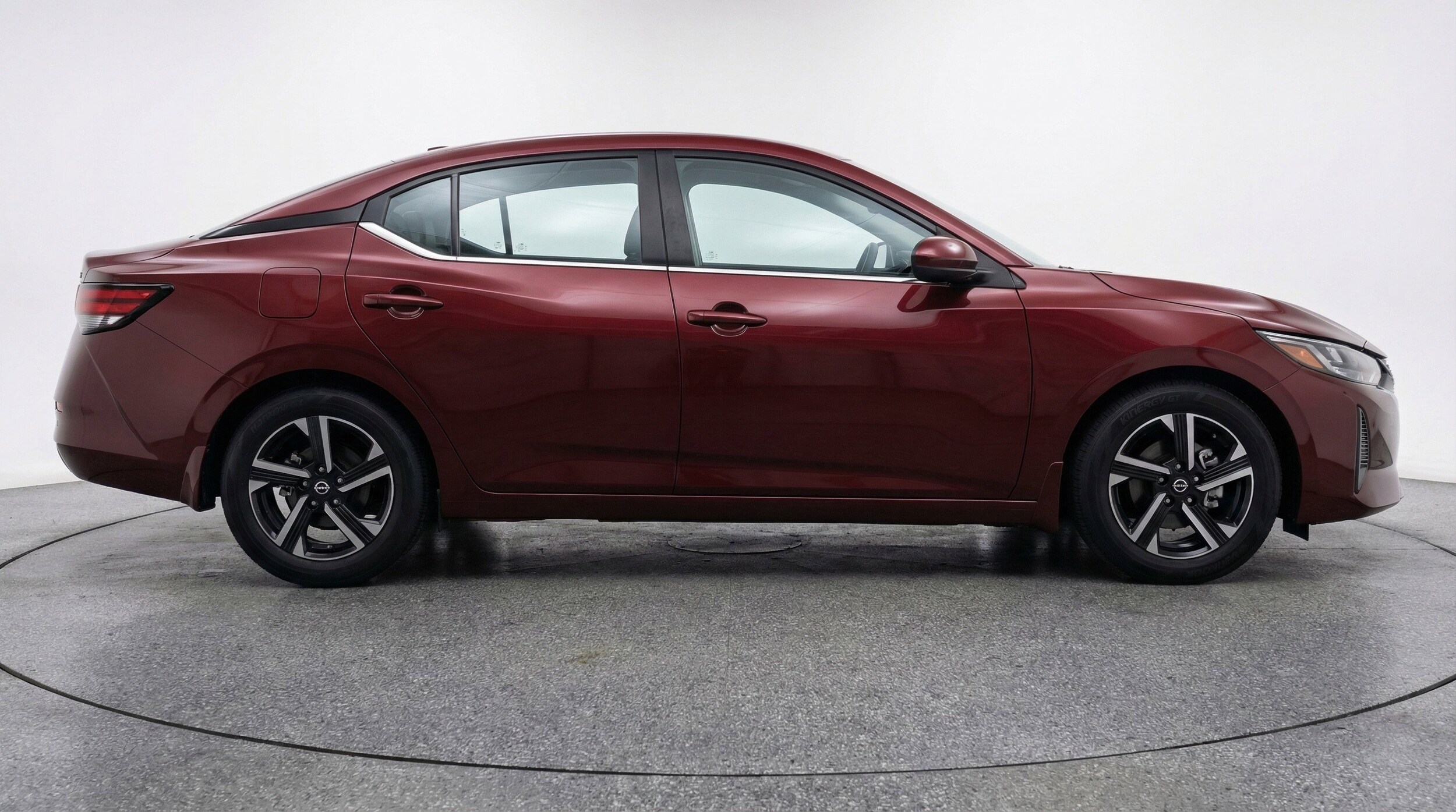 Thumbnail: 2025 Nissan Sentra - 11