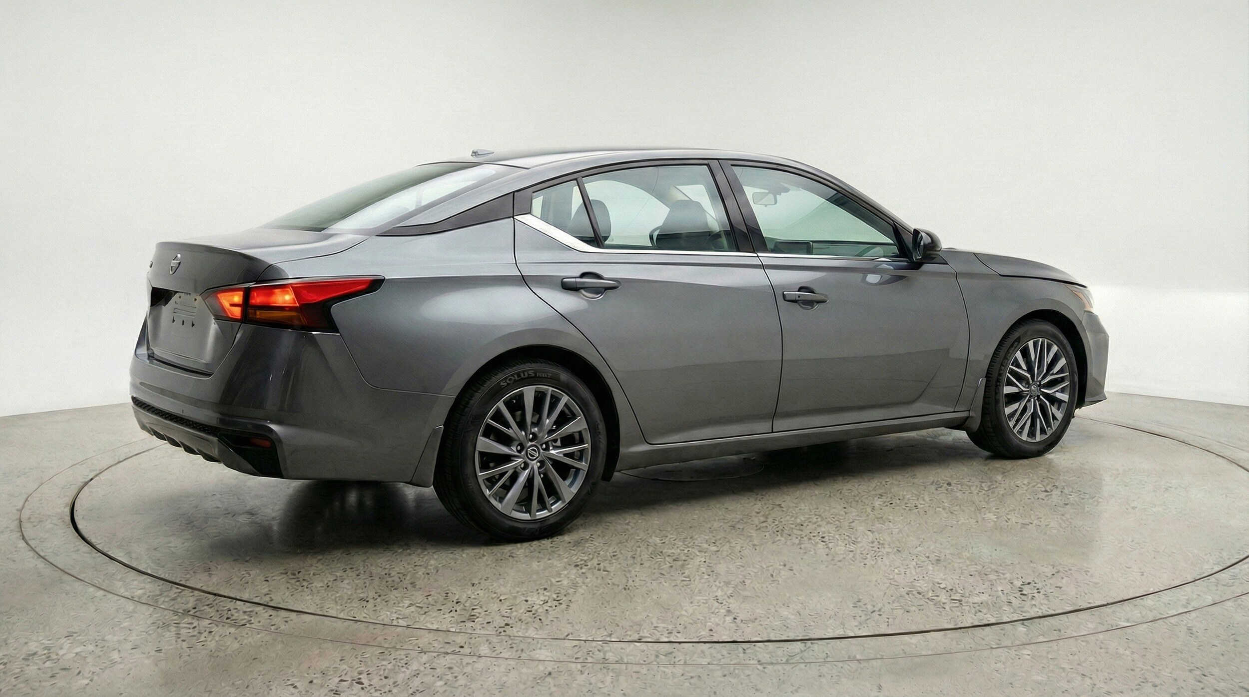 Thumbnail: 2025 Nissan Altima - 9