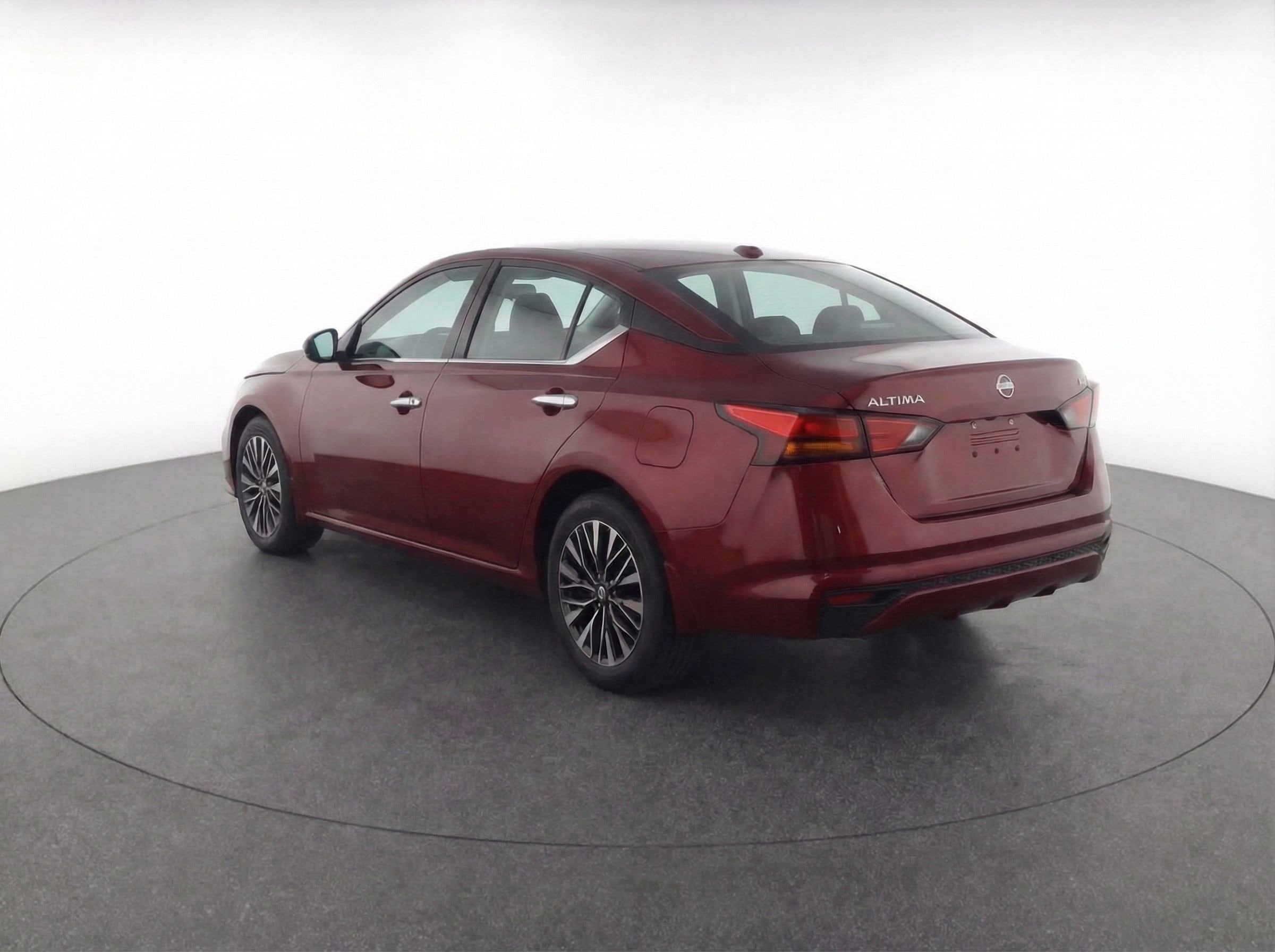 Thumbnail: 2025 Nissan Altima - 6