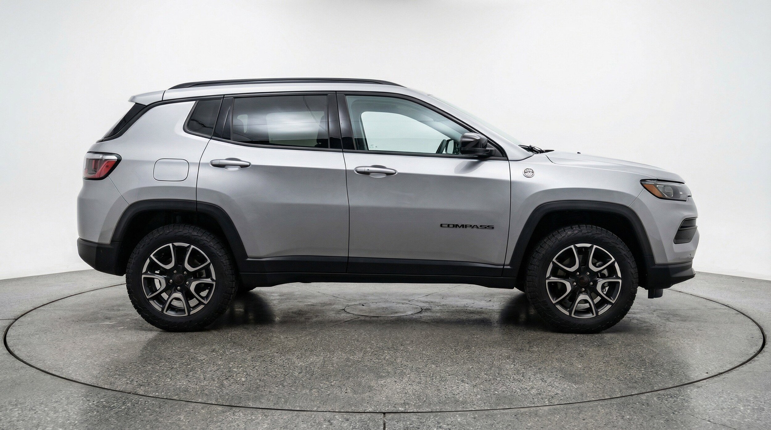 Thumbnail: 2025 Jeep Compass - 11