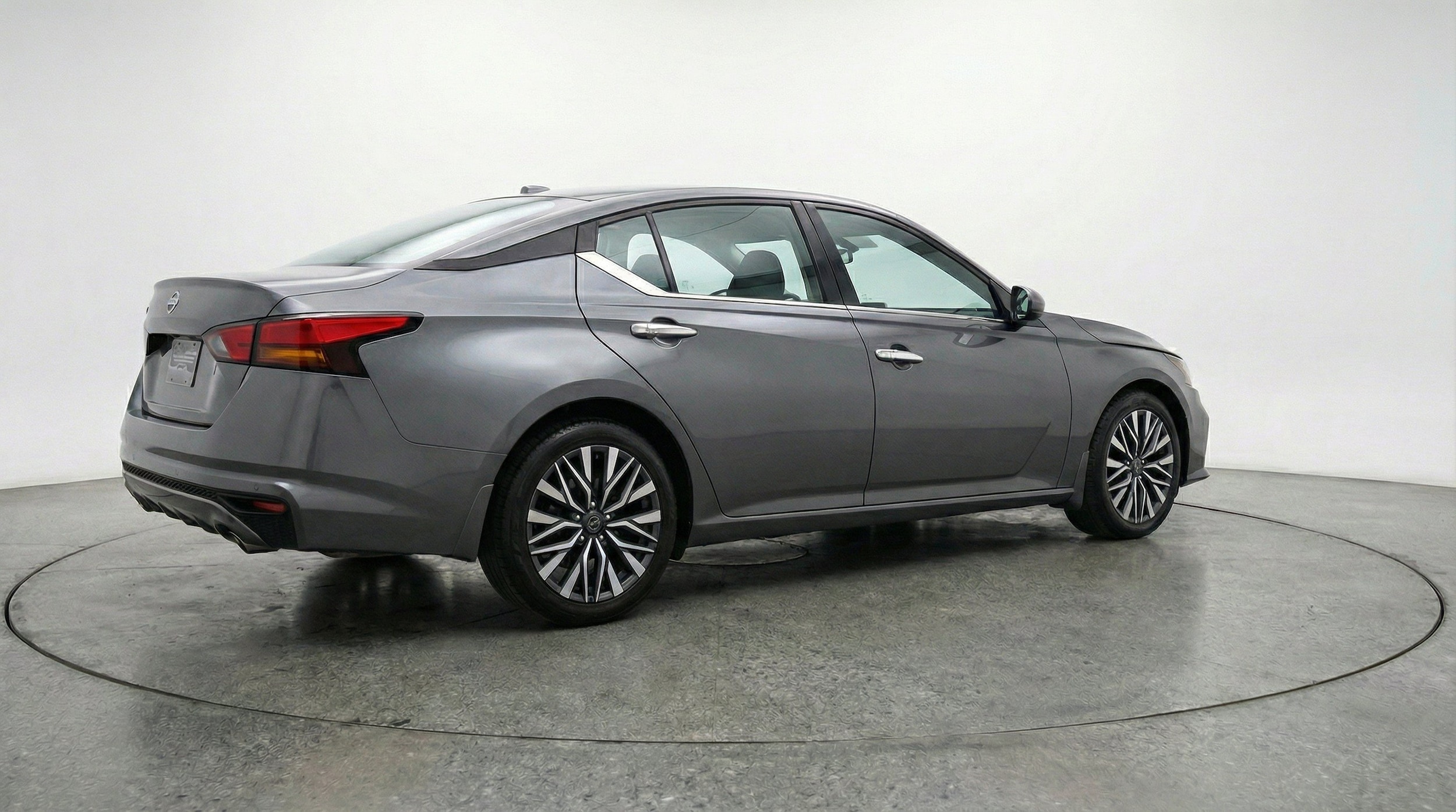 Thumbnail: 2025 Nissan Altima - 9