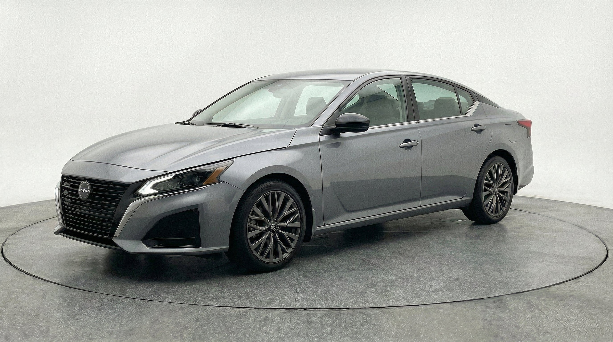 Thumbnail: 2025 Nissan Altima - 3