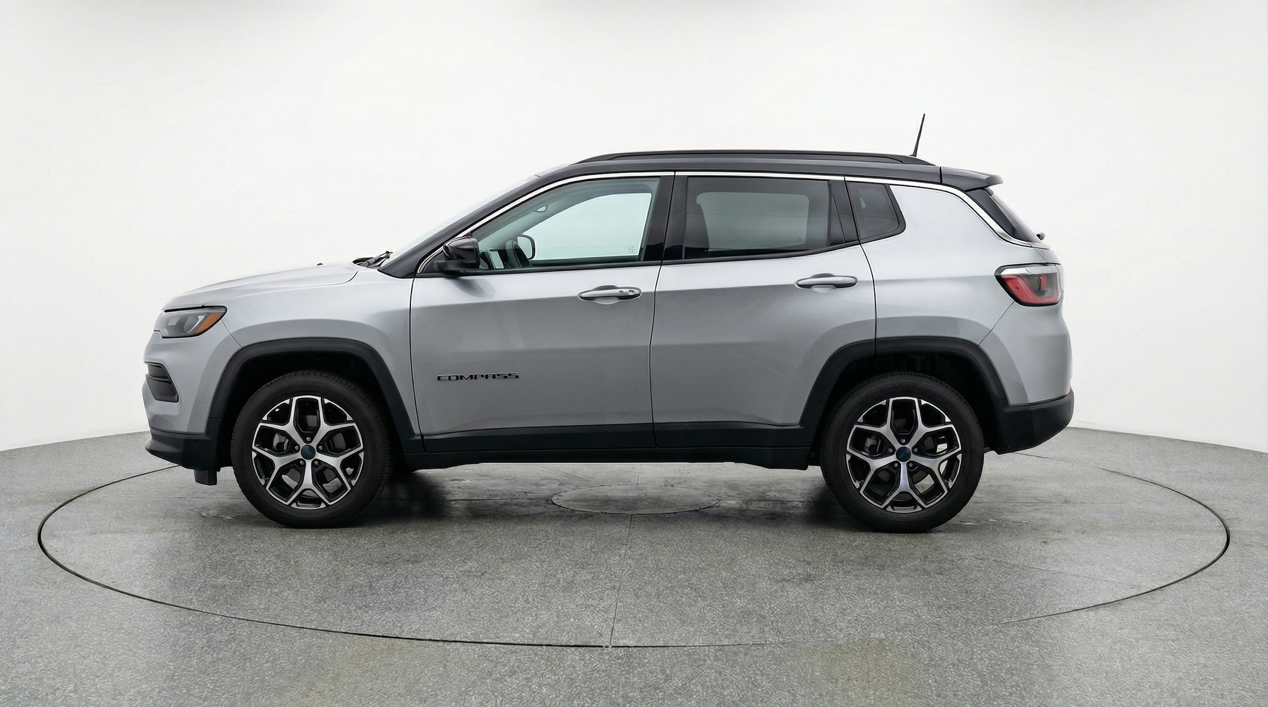 Thumbnail: 2025 Jeep Compass - 4