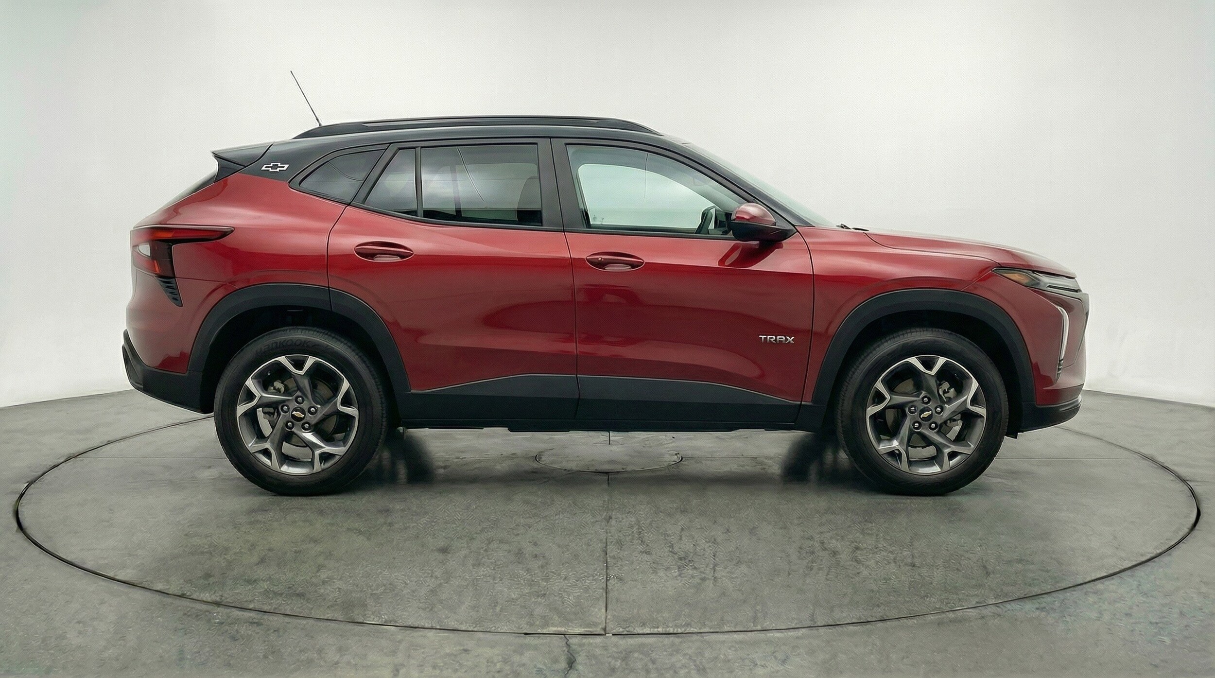 Thumbnail: 2025 Chevrolet Trax - 11