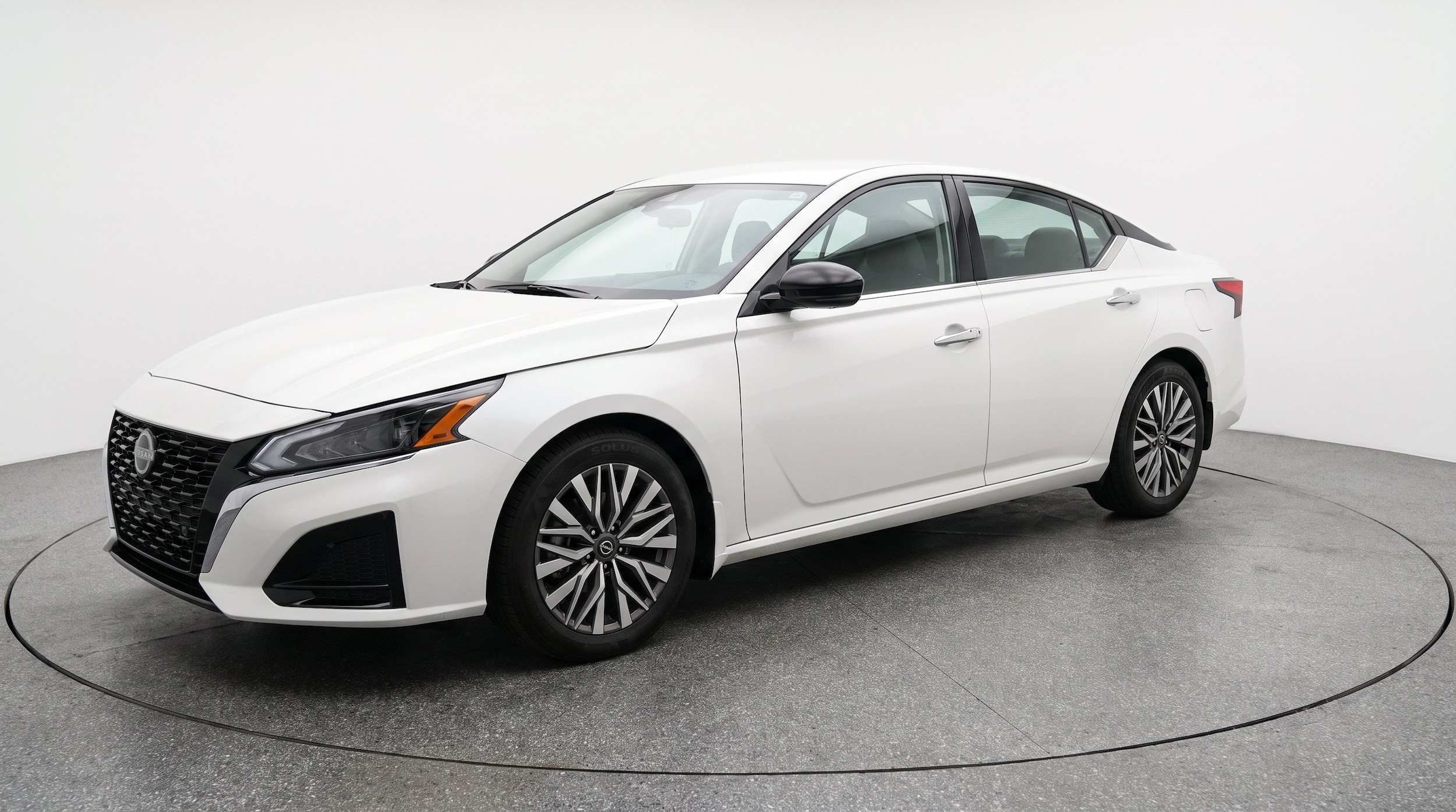 Thumbnail: 2025 Nissan Altima - 3