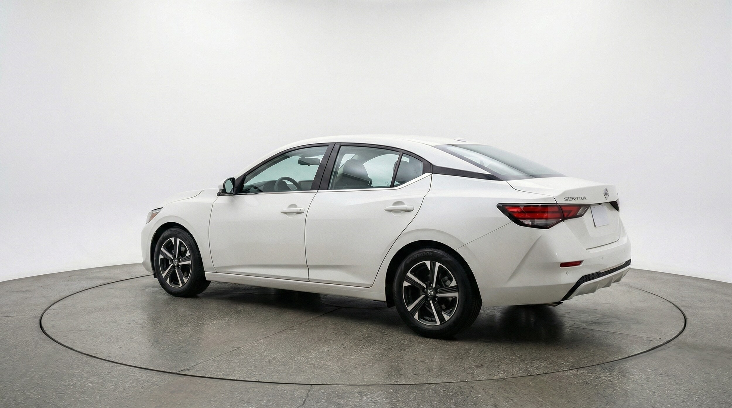 Thumbnail: 2025 Nissan Sentra - 5