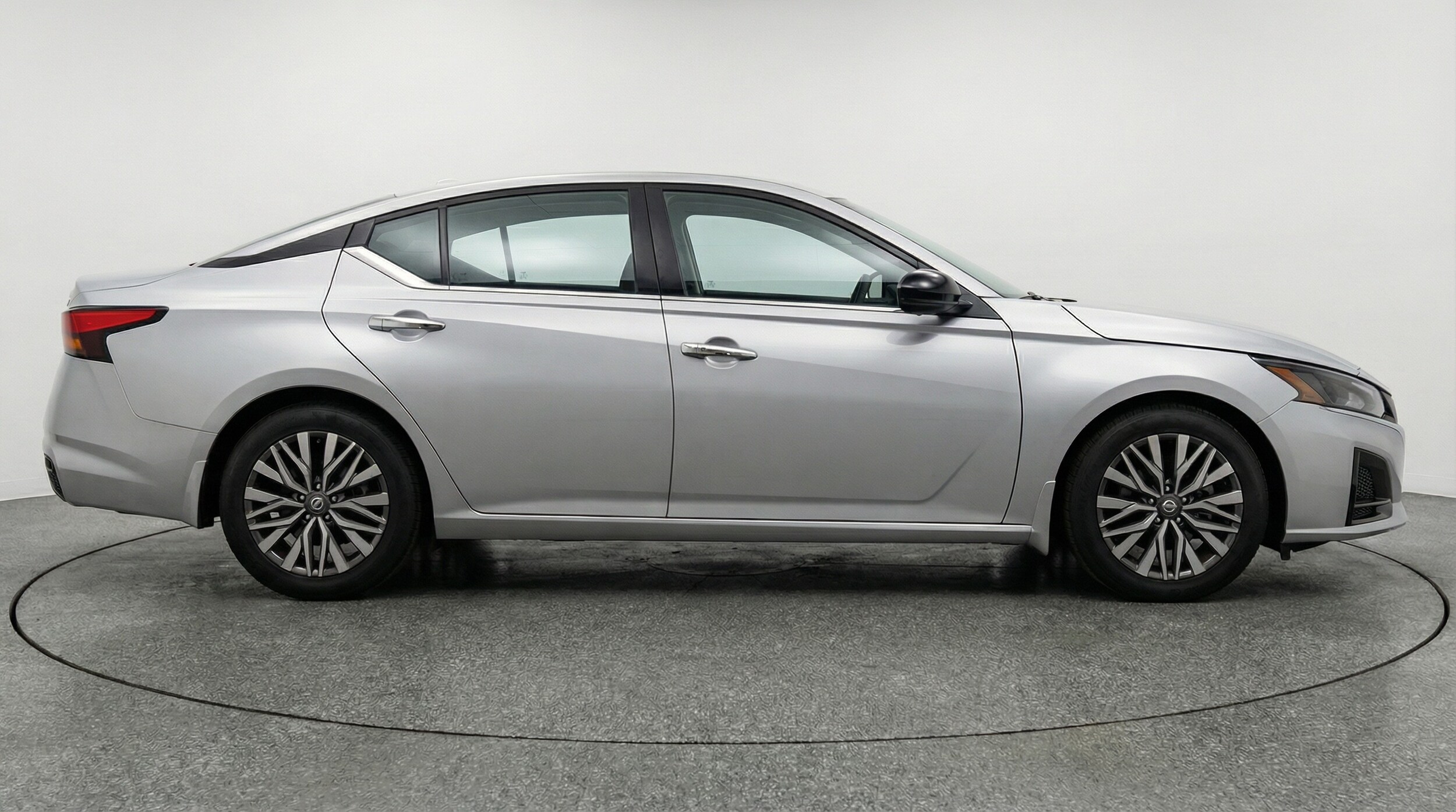 Thumbnail: 2024 Nissan Altima - 4