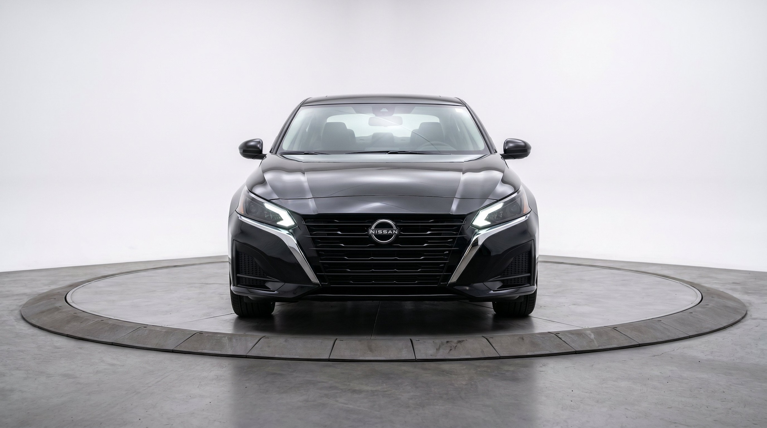 Thumbnail: 2025 Nissan Altima - 2