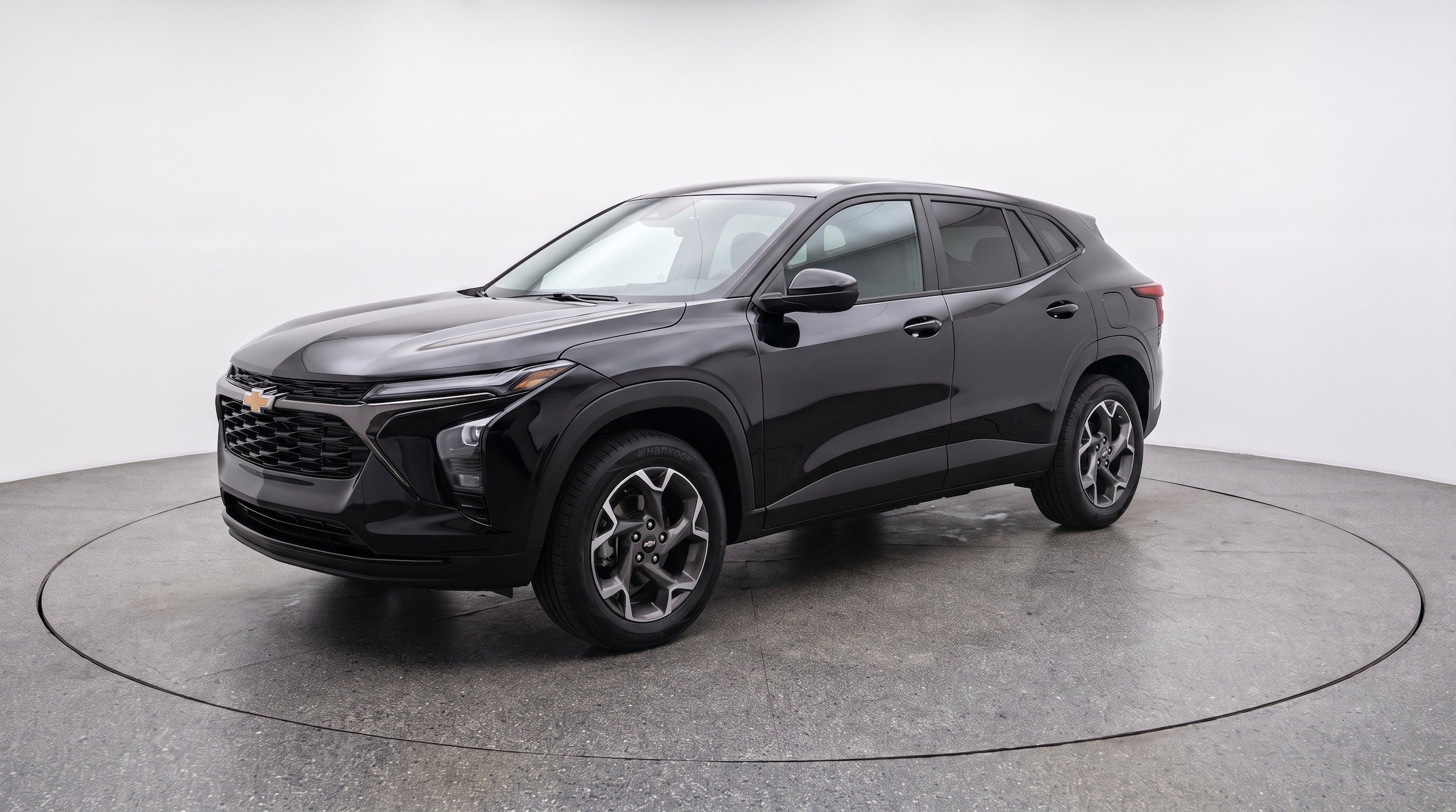 Thumbnail: 2025 Chevrolet Trax - 3