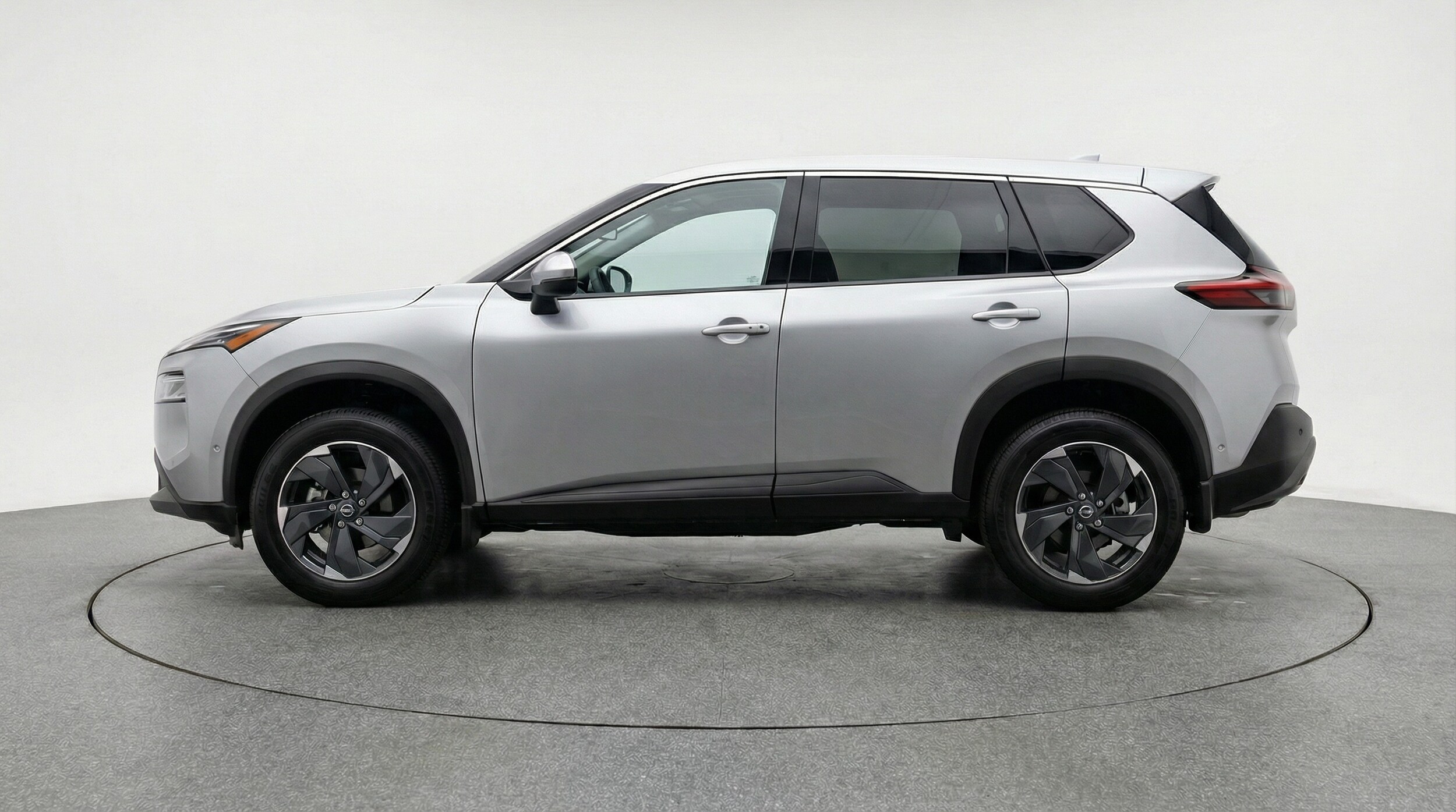 Thumbnail: 2025 Nissan Rogue - 4