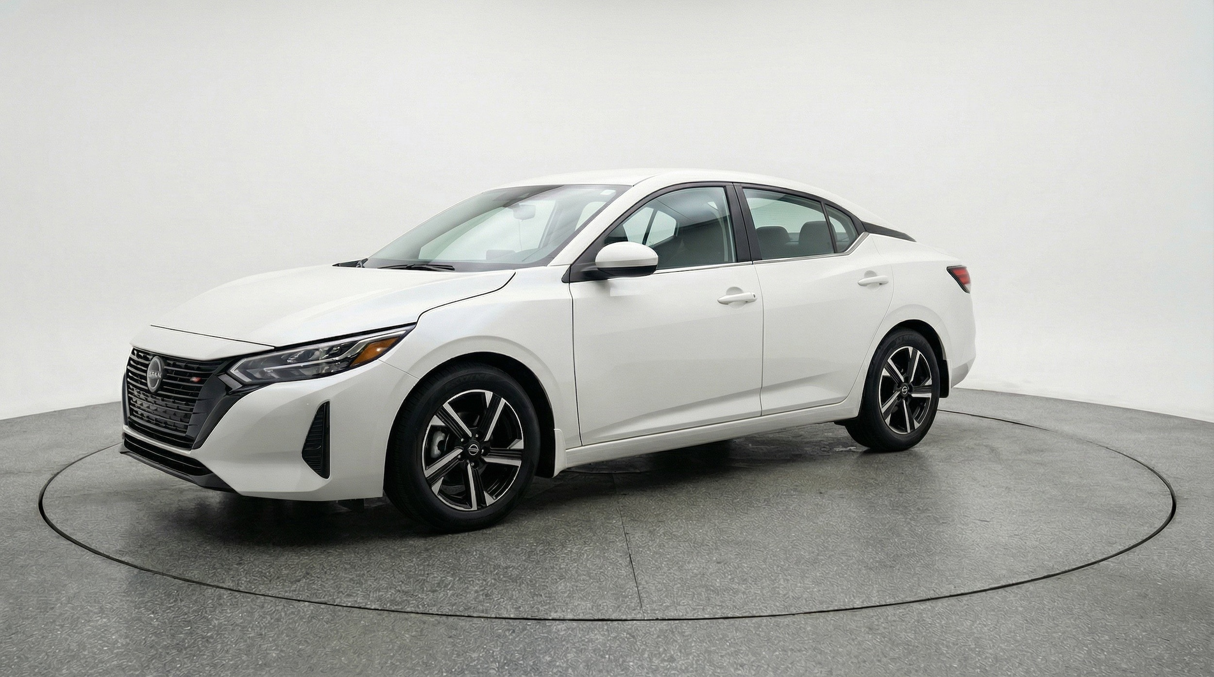 Thumbnail: 2025 Nissan Sentra - 3