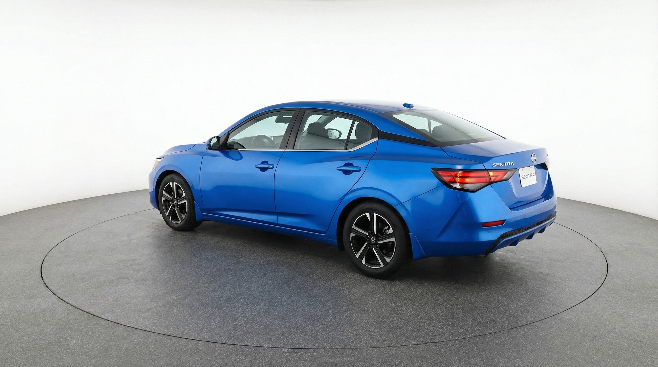 Thumbnail: 2025 Nissan Sentra - 5