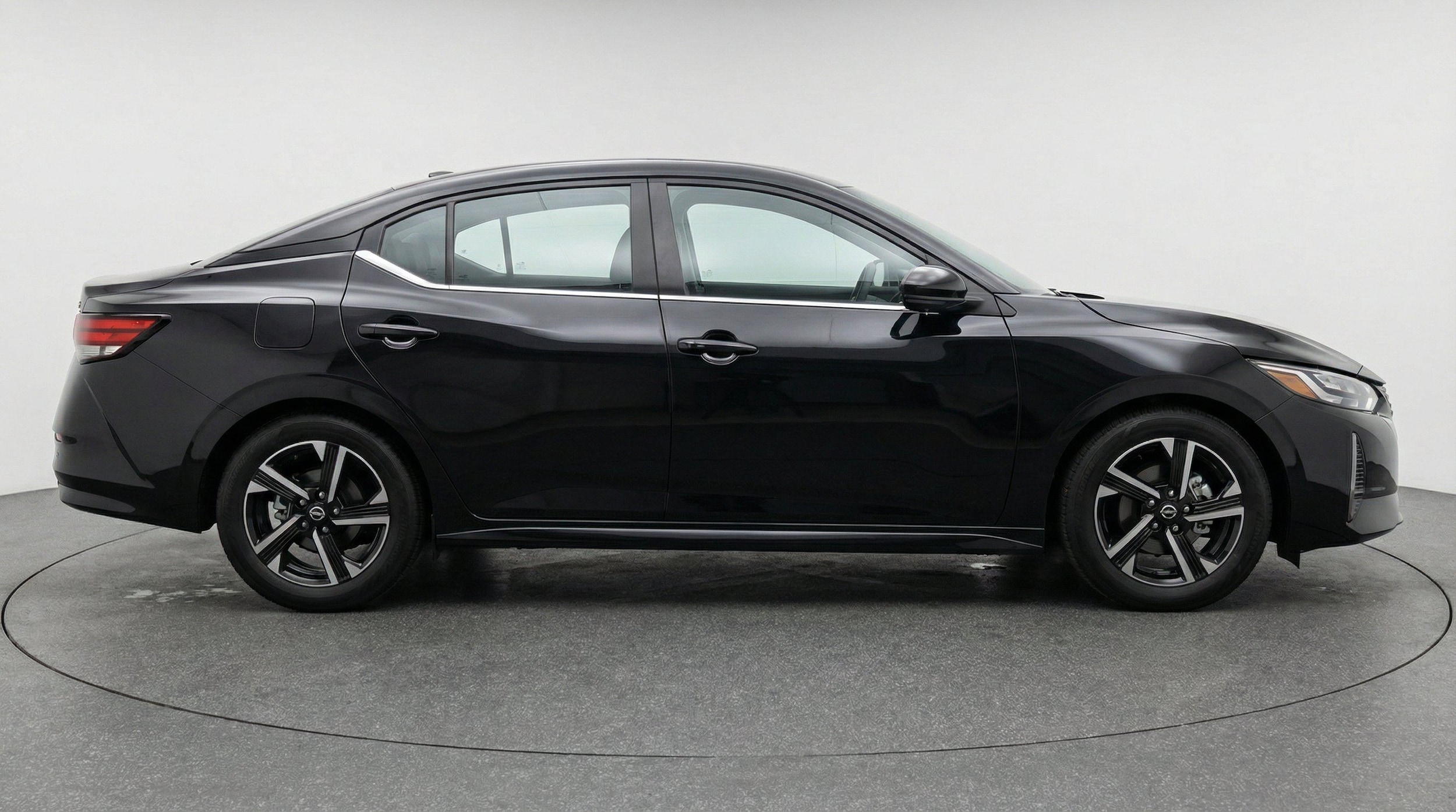 Thumbnail: 2025 Nissan Sentra - 11