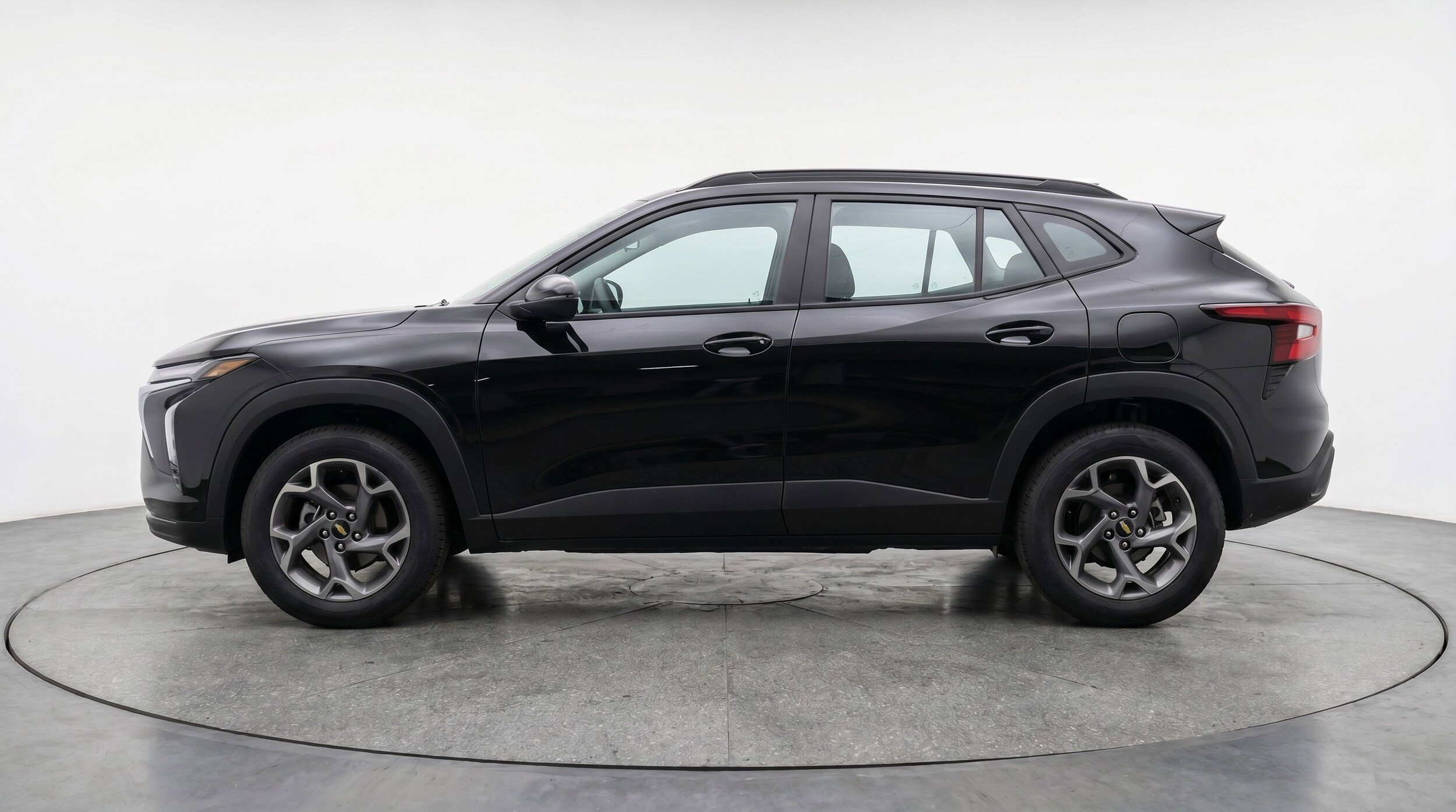 Thumbnail: 2025 Chevrolet Trax - 5