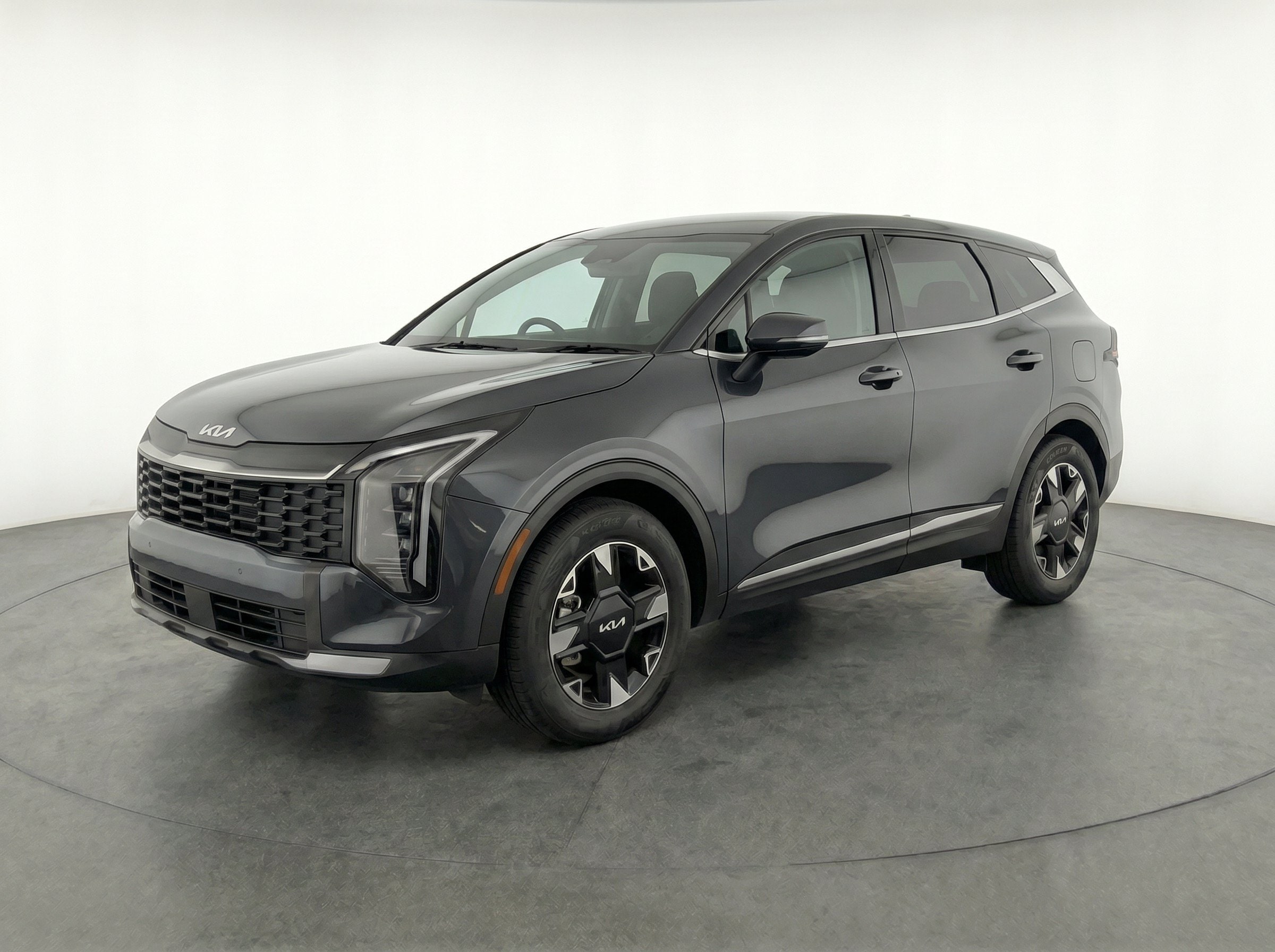 Thumbnail: 2026 Kia Sportage - 3