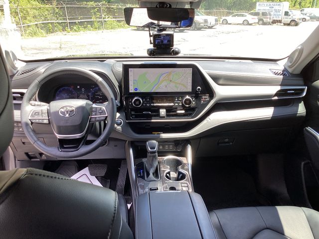 2024 Toyota Highlander Platinum - Photo 19