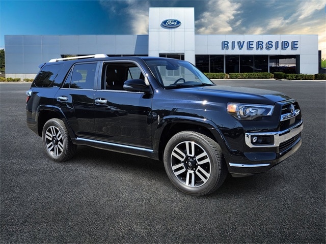 2023 Toyota 4Runner Limited's photo