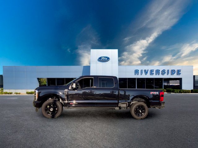 Used 2025 Ford F-250 Platinum Truck Crew Cab