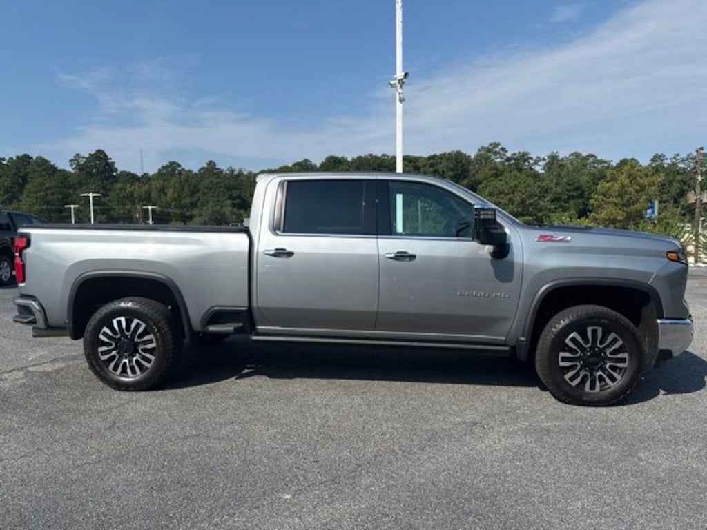 Used 2025 Chevrolet Silverado 2500 HD LTZ Truck Crew Cab