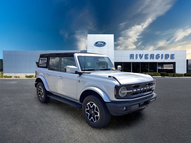 2021 Ford Bronco 4-Door Outer Banks