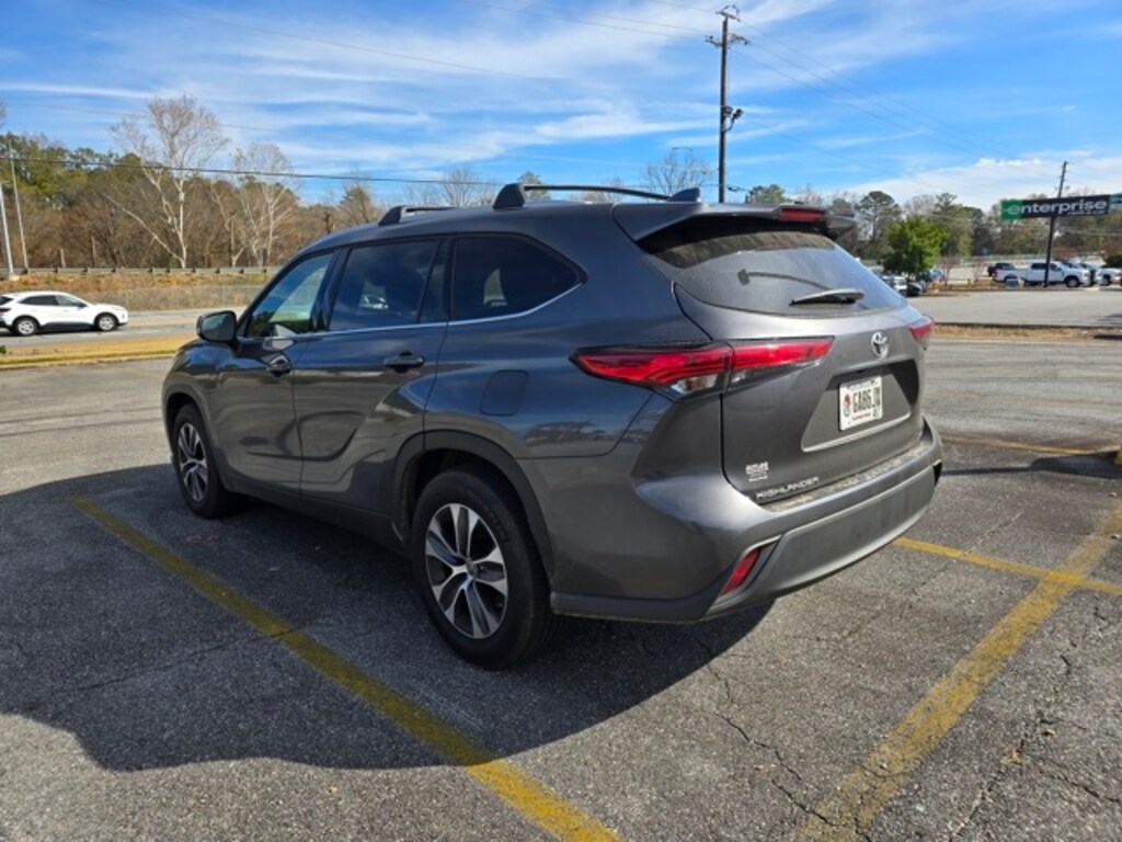 Certified 2022 Toyota Highlander XLE SUV