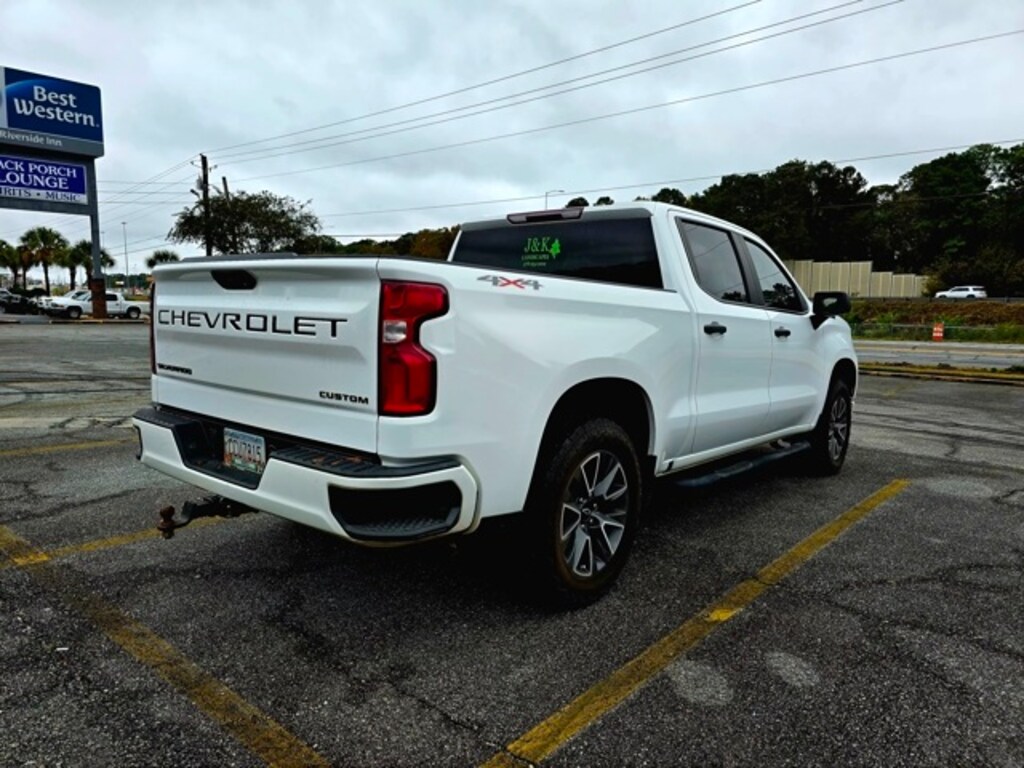 Certified 2021 Chevrolet Silverado 1500 Custom Truck Crew Cab
