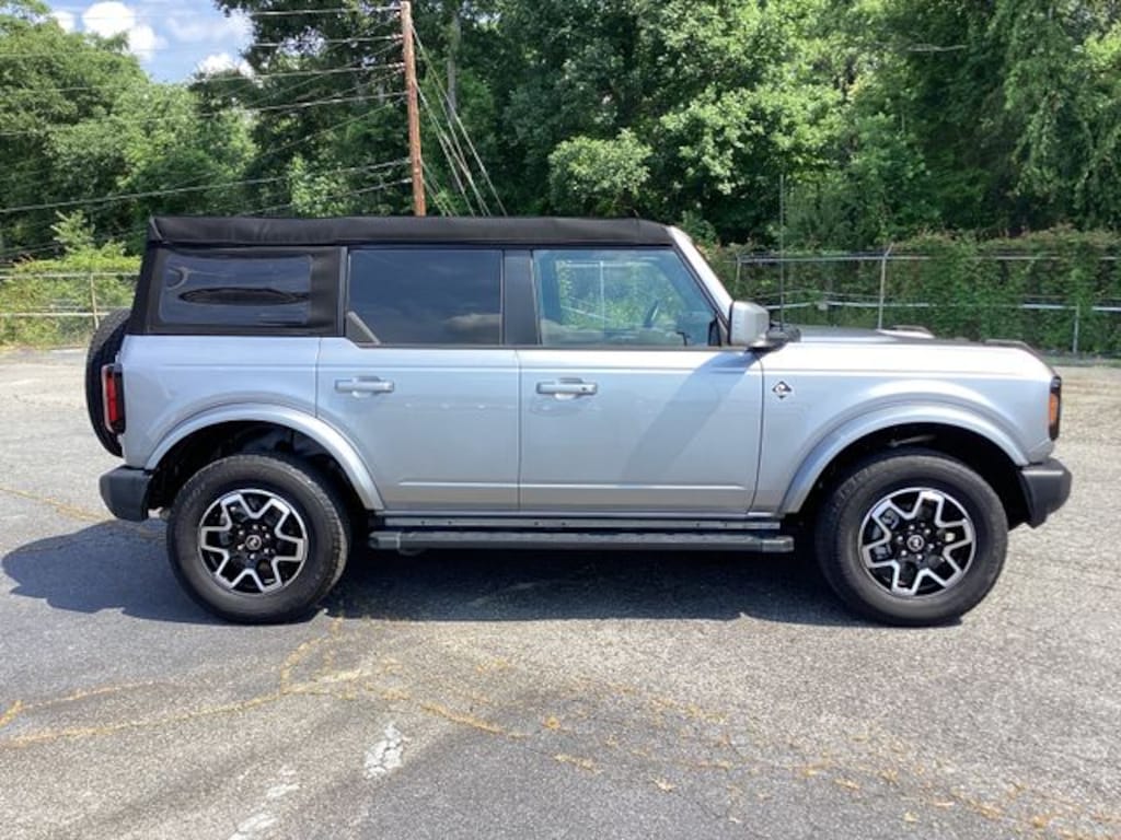 Used 2023 Ford Bronco SUV