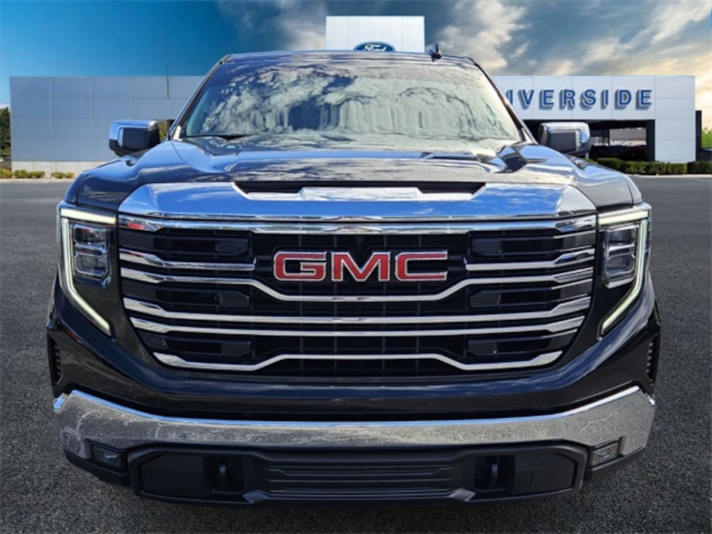 Certified 2023 GMC Sierra 1500 SLT Truck Crew Cab