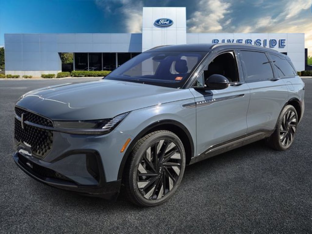 Used 2025 Lincoln Nautilus Reserve SUV