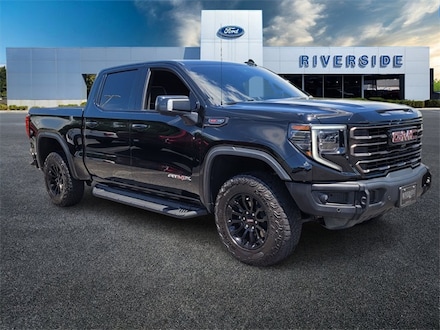 2023 GMC Sierra 1500 AT4X Truck Crew Cab